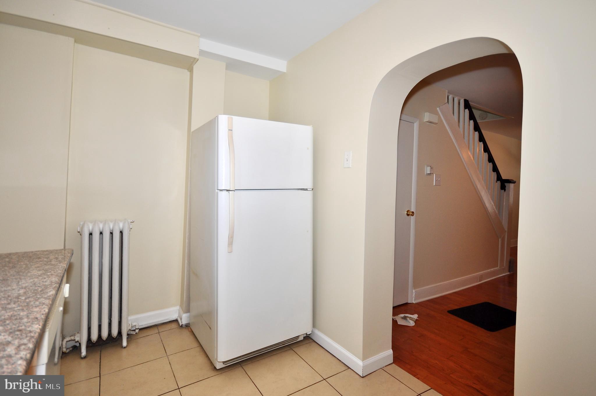 PORT RICHMOND - Residential Lease