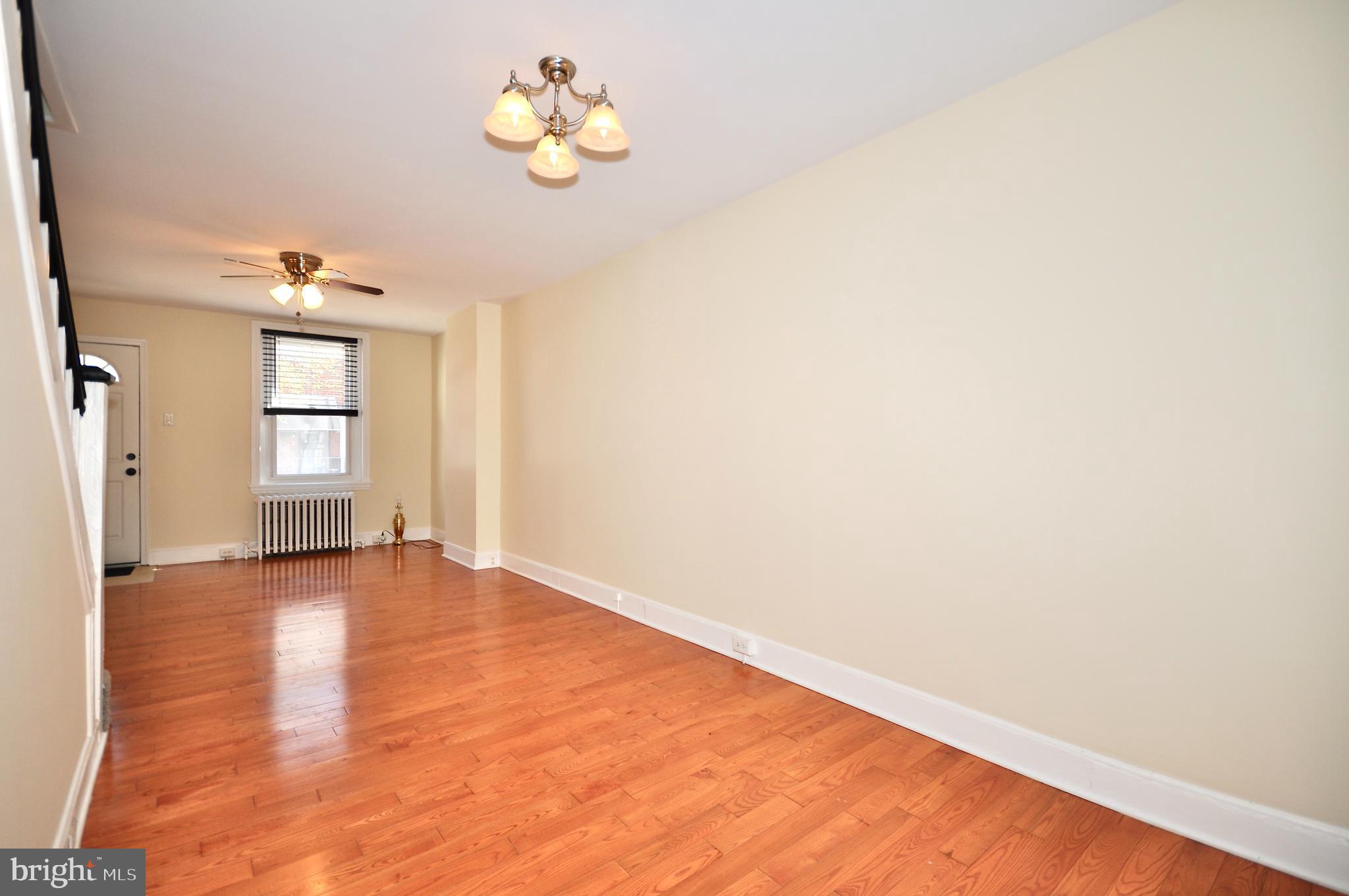 PORT RICHMOND - Residential Lease