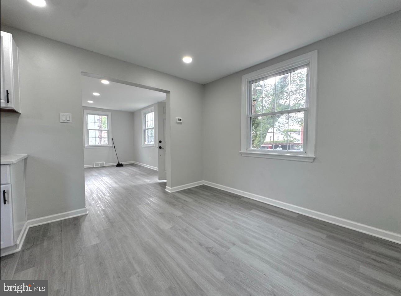 COLLINS PARK - Residential