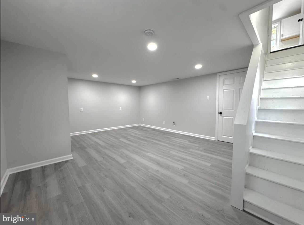 COLLINS PARK - Residential