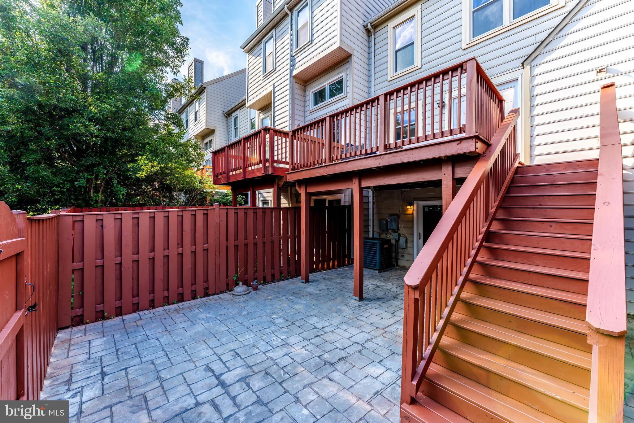 FOX CREEK - Residential