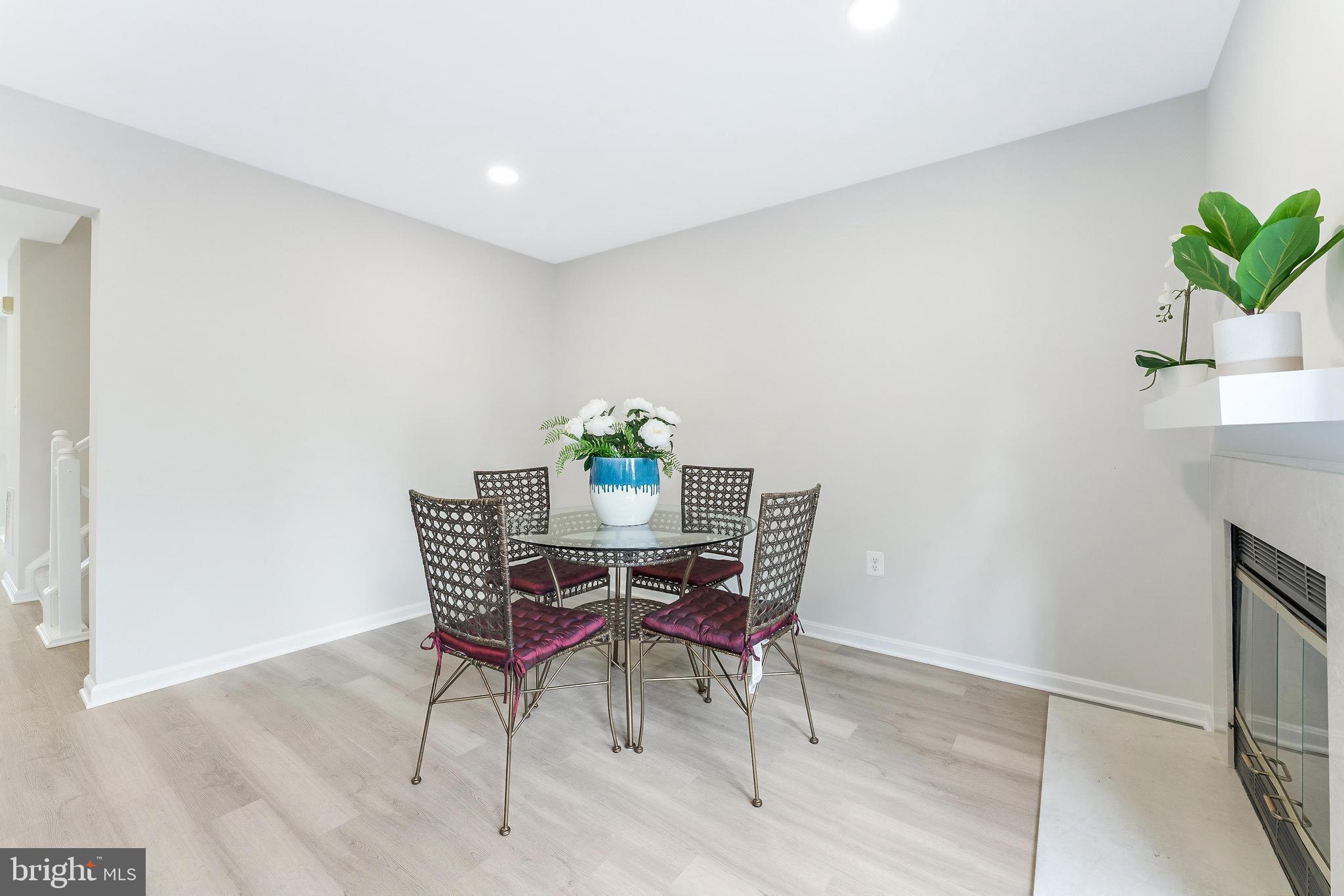 FOX CREEK - Residential