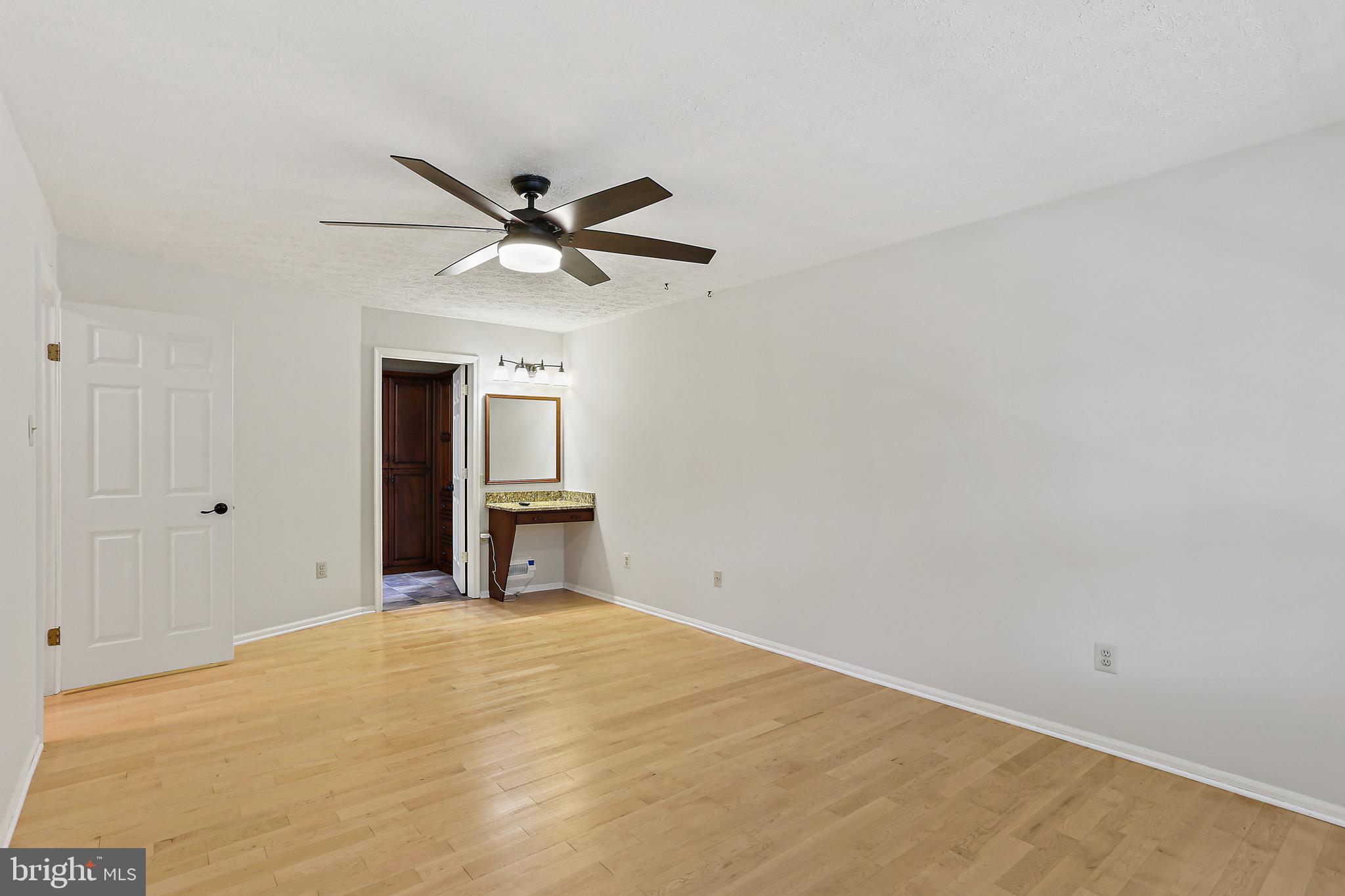 DORSEY HALL - Residential