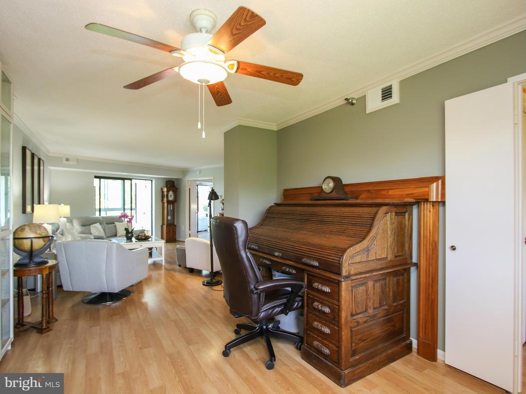GREENS AT LEISURE WORLD - Residential
