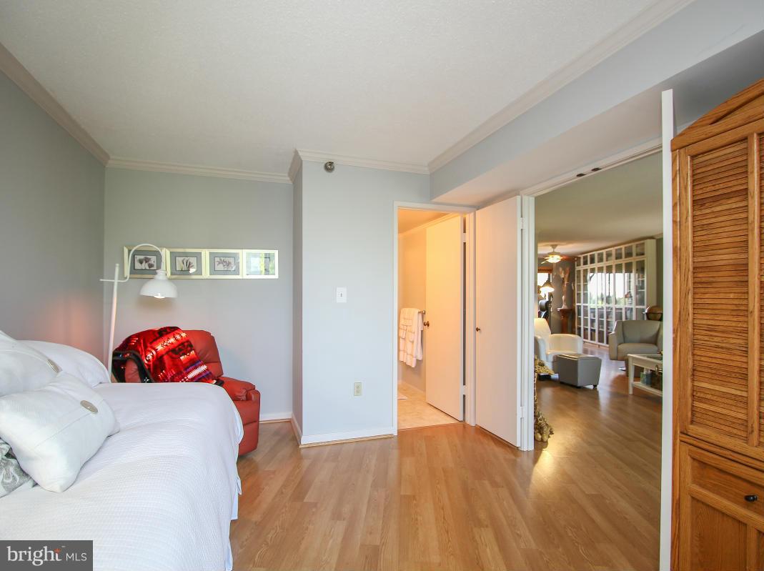 GREENS AT LEISURE WORLD - Residential