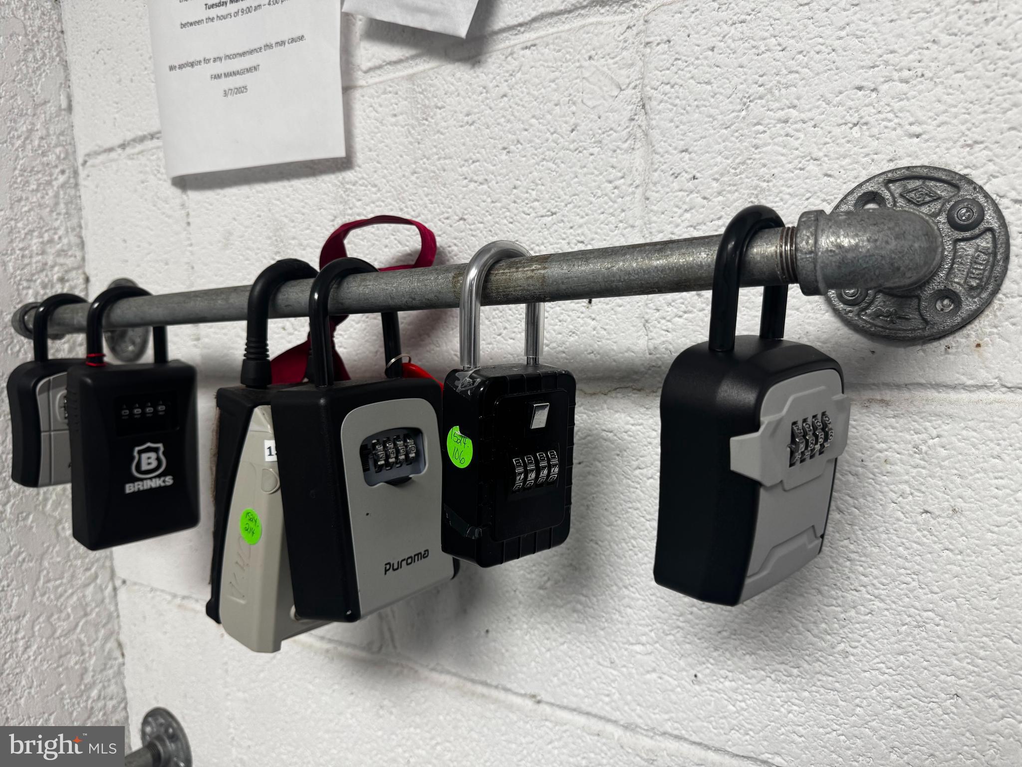 FOUNTAINS AT MCLEAN - Residential Lease