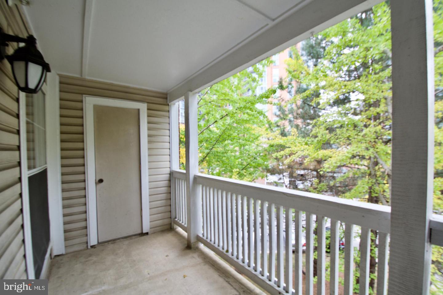 FOUNTAINS AT MCLEAN - Residential Lease