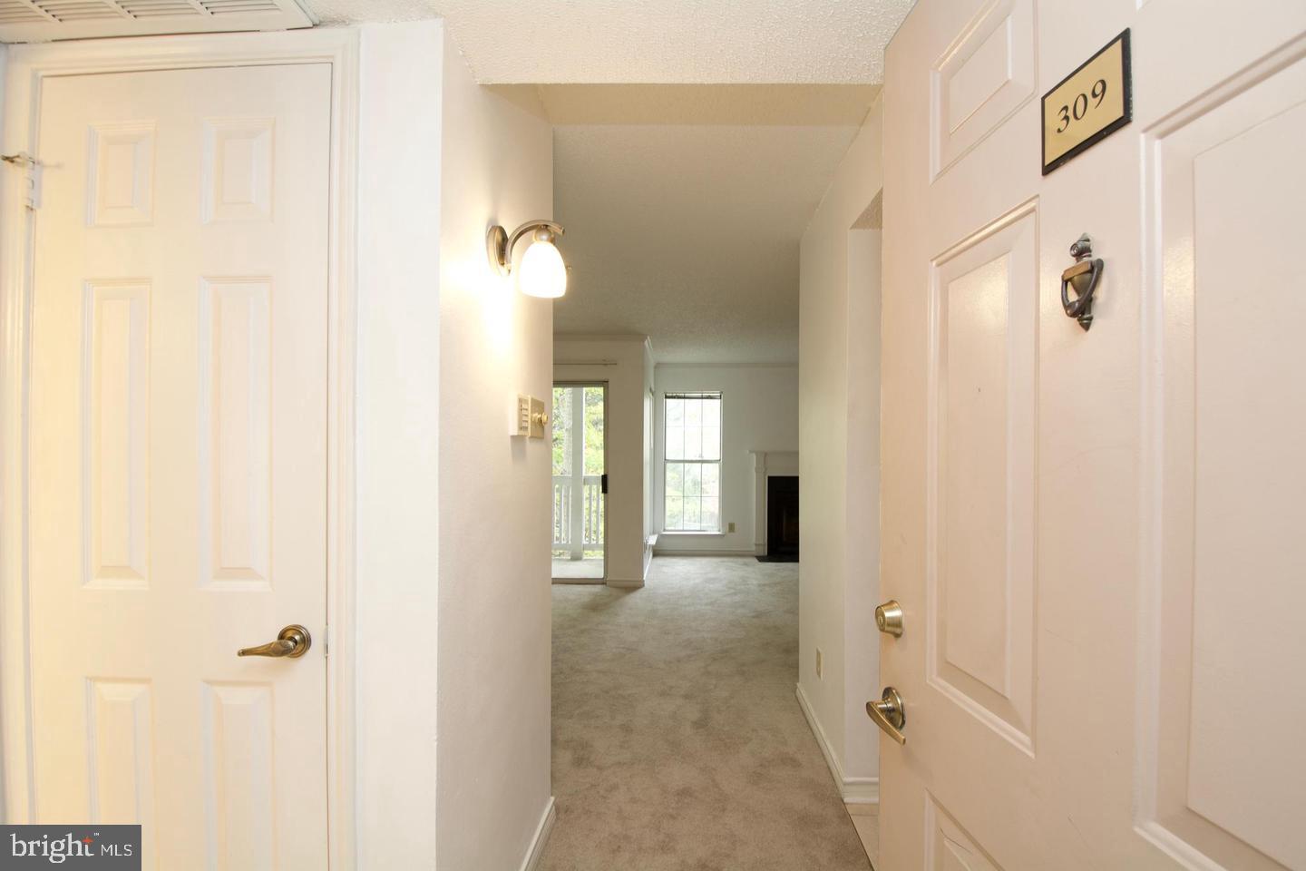 FOUNTAINS AT MCLEAN - Residential Lease