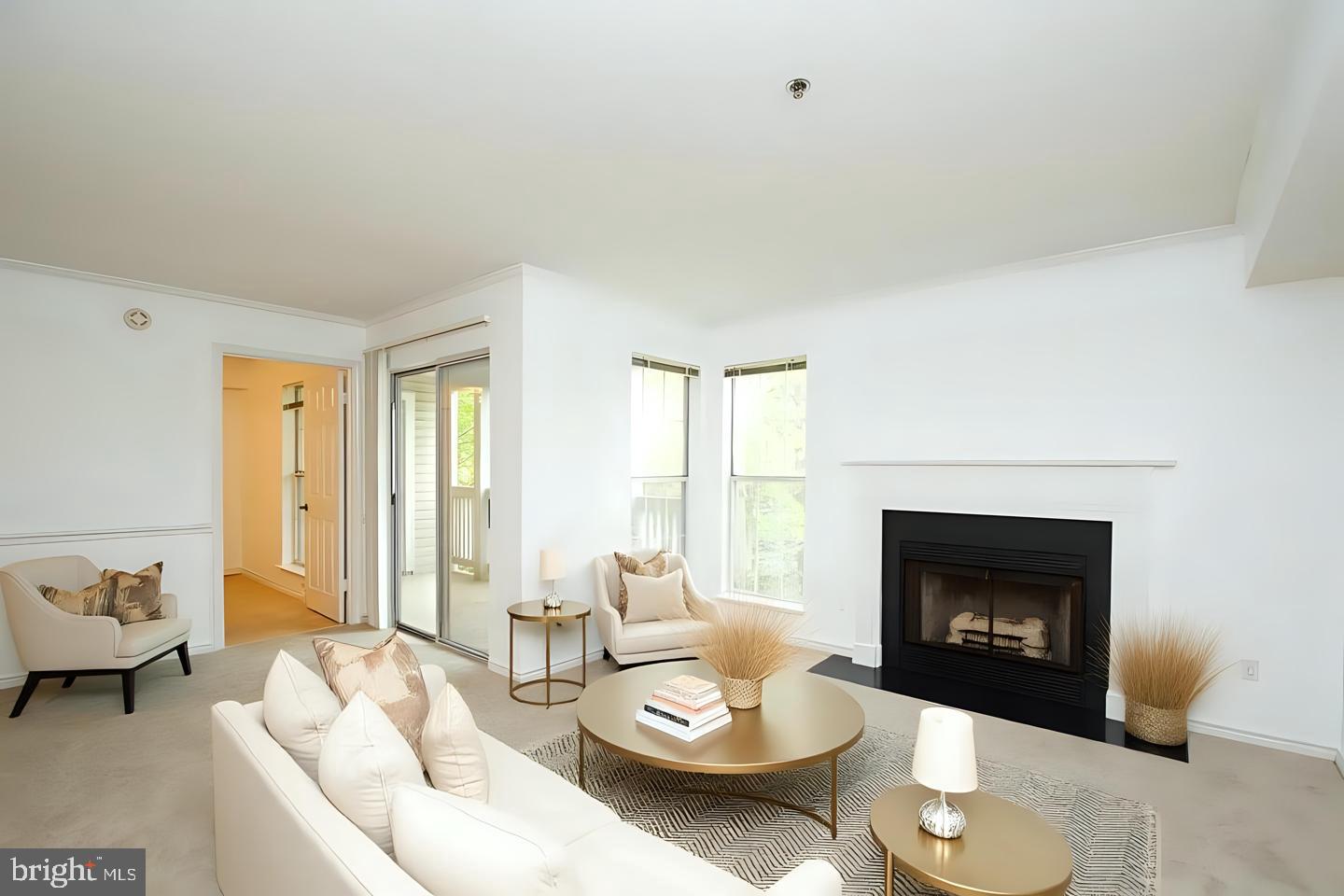 FOUNTAINS AT MCLEAN - Residential Lease