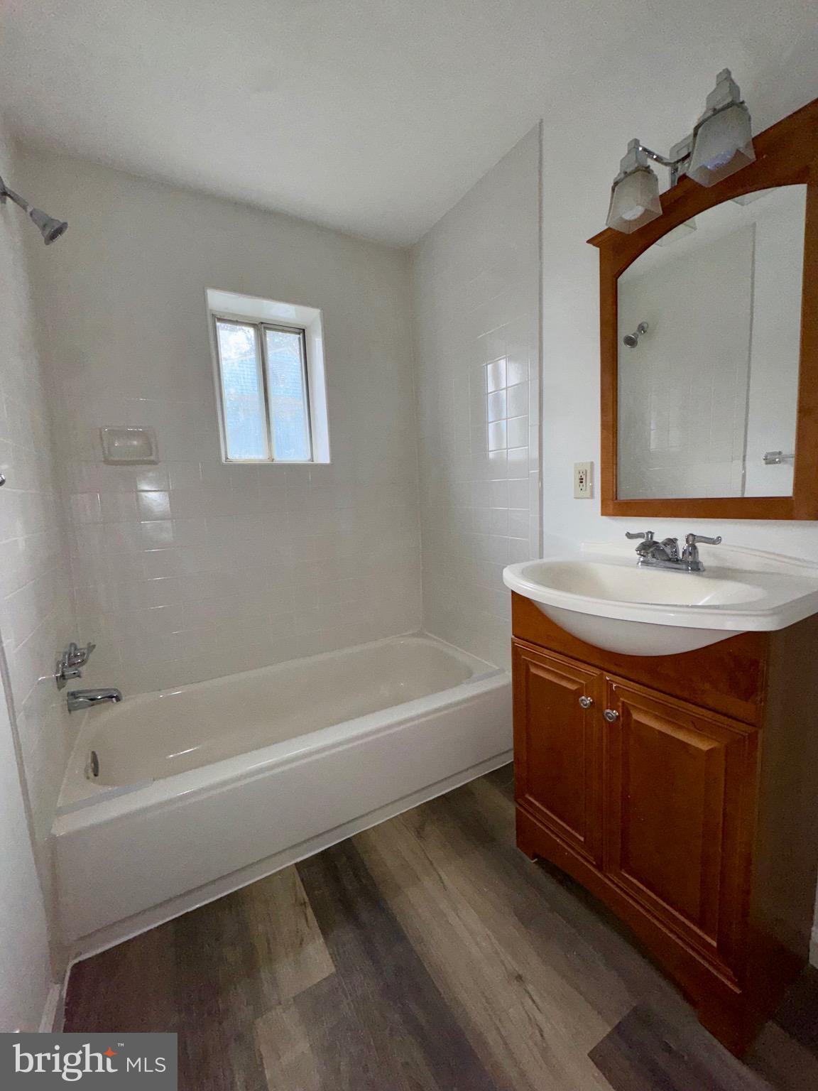 ANDALUSIA - Residential Lease