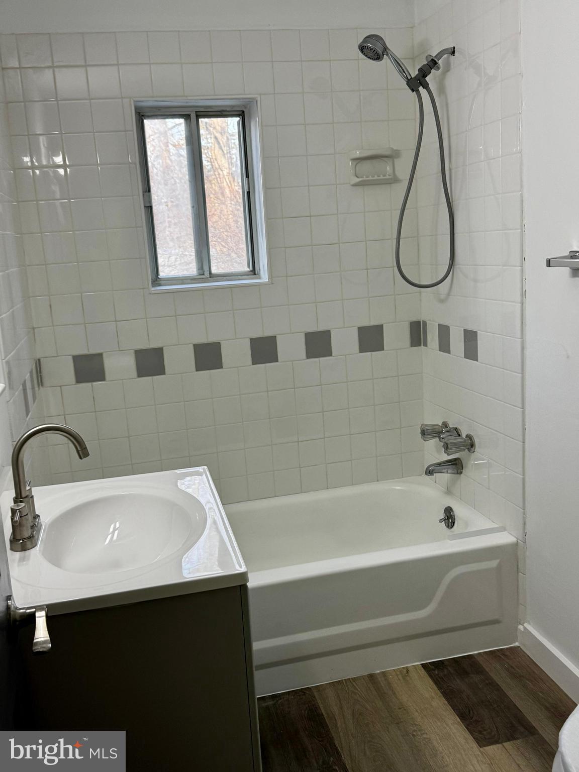 ANDALUSIA - Residential Lease