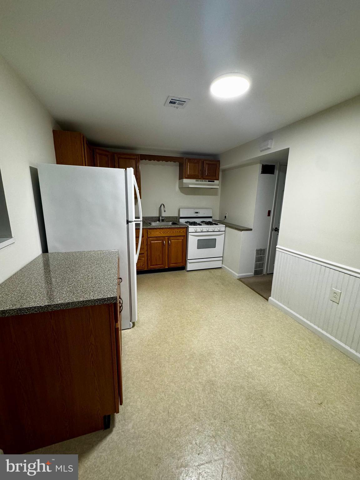 ANDALUSIA - Residential Lease