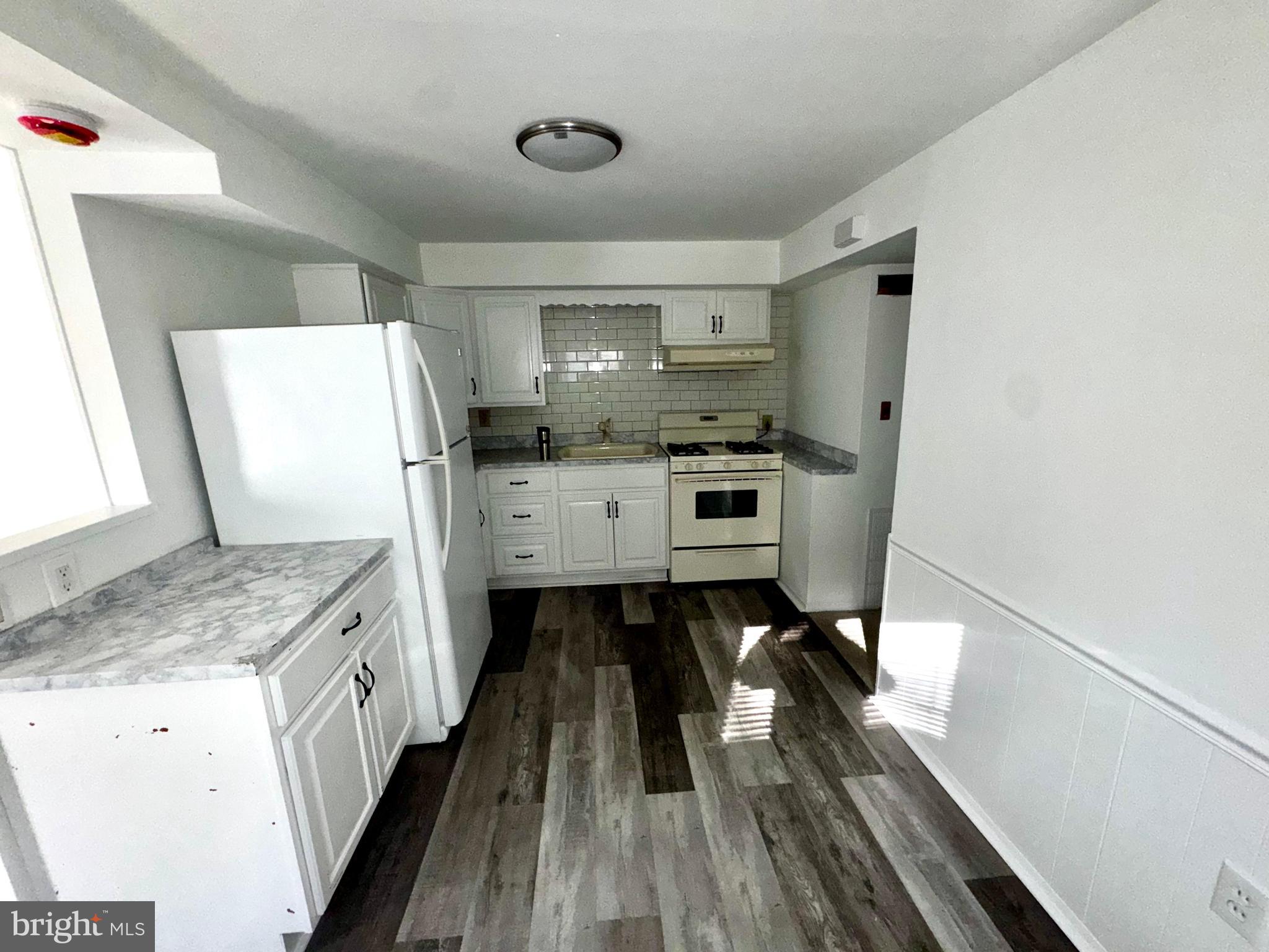 ANDALUSIA - Residential Lease