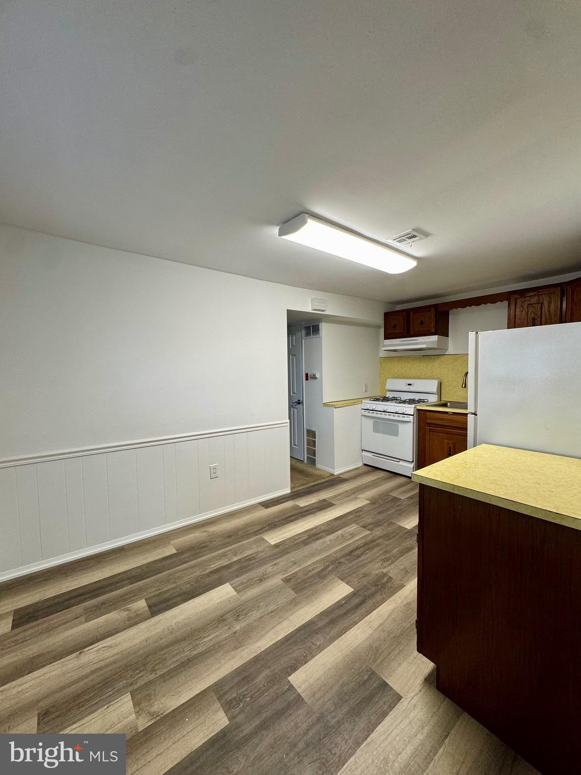 ANDALUSIA - Residential Lease