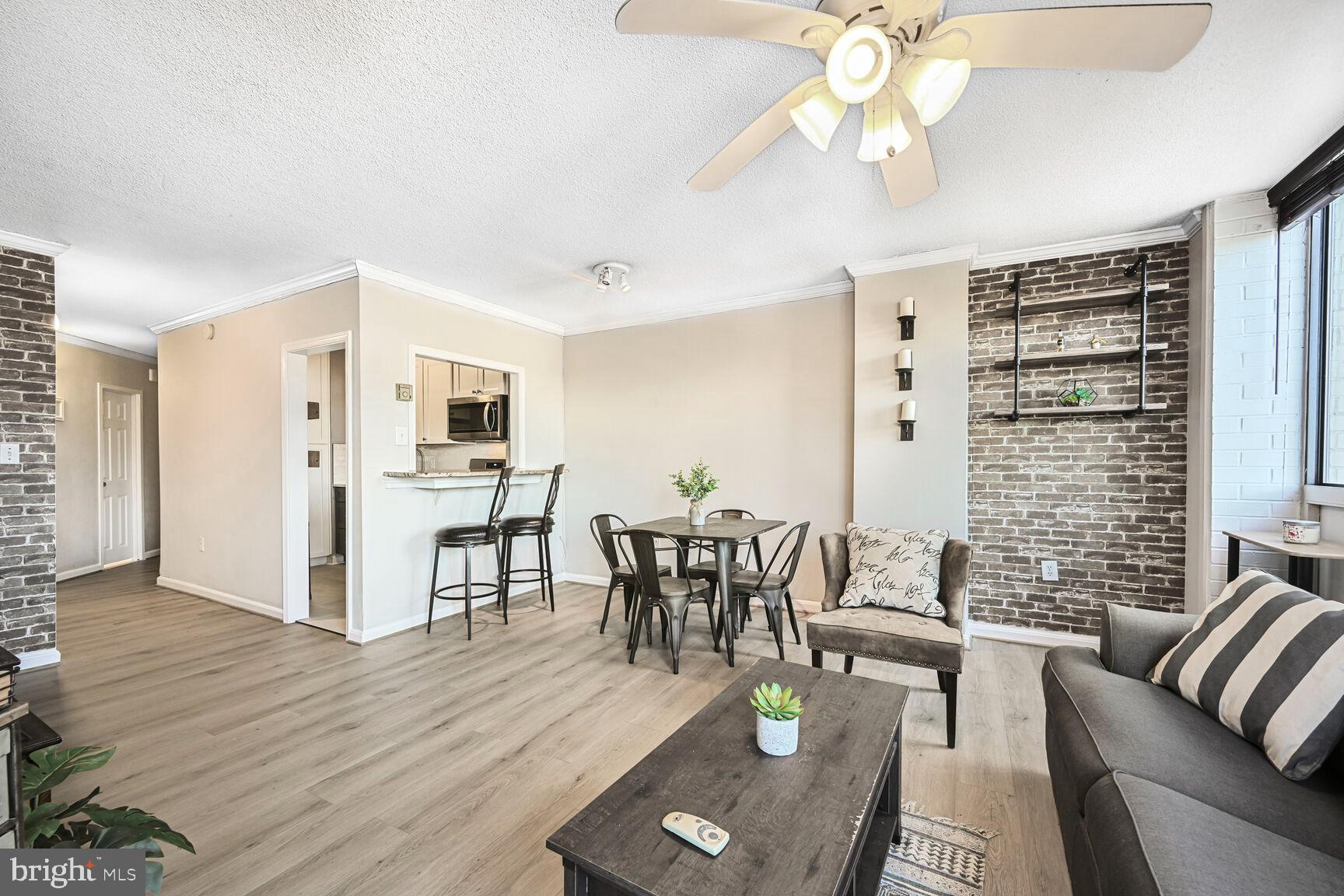 4242 EAST WEST 412
