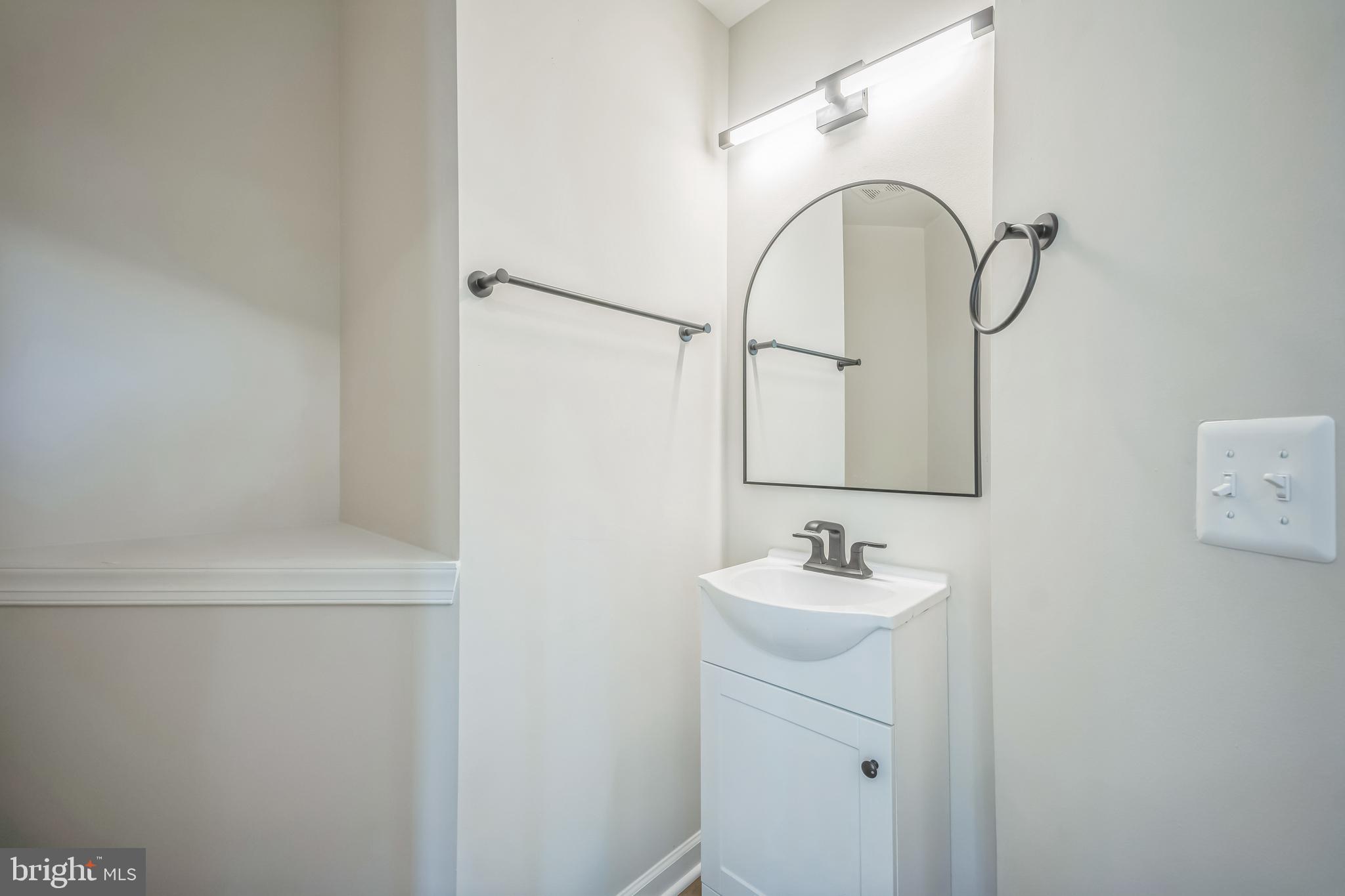 KINGSTOWNE - Residential