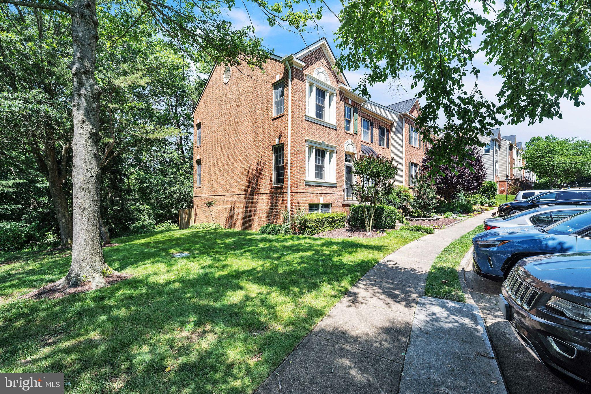 KINGSTOWNE - Residential