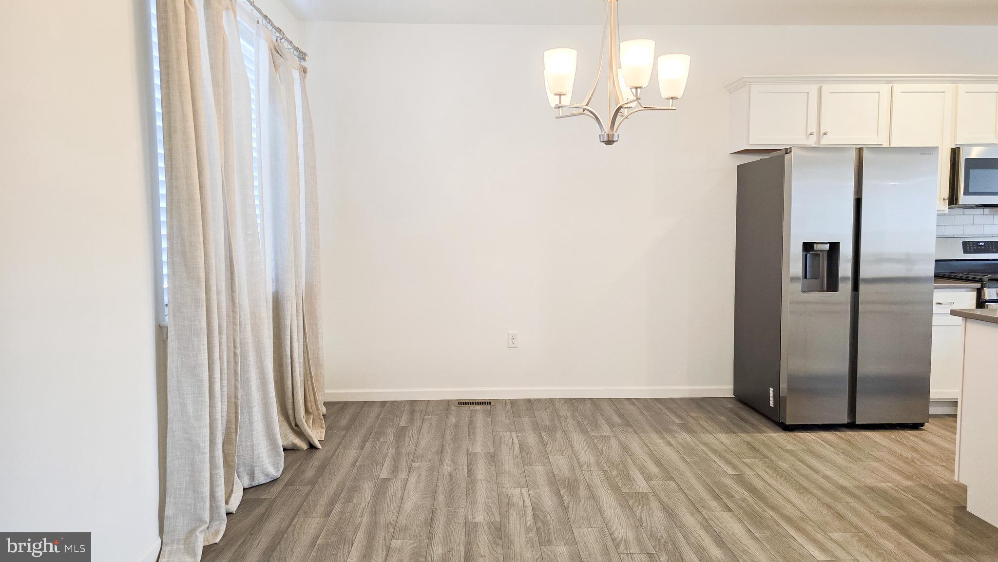 HANBURY COURT - Residential Lease