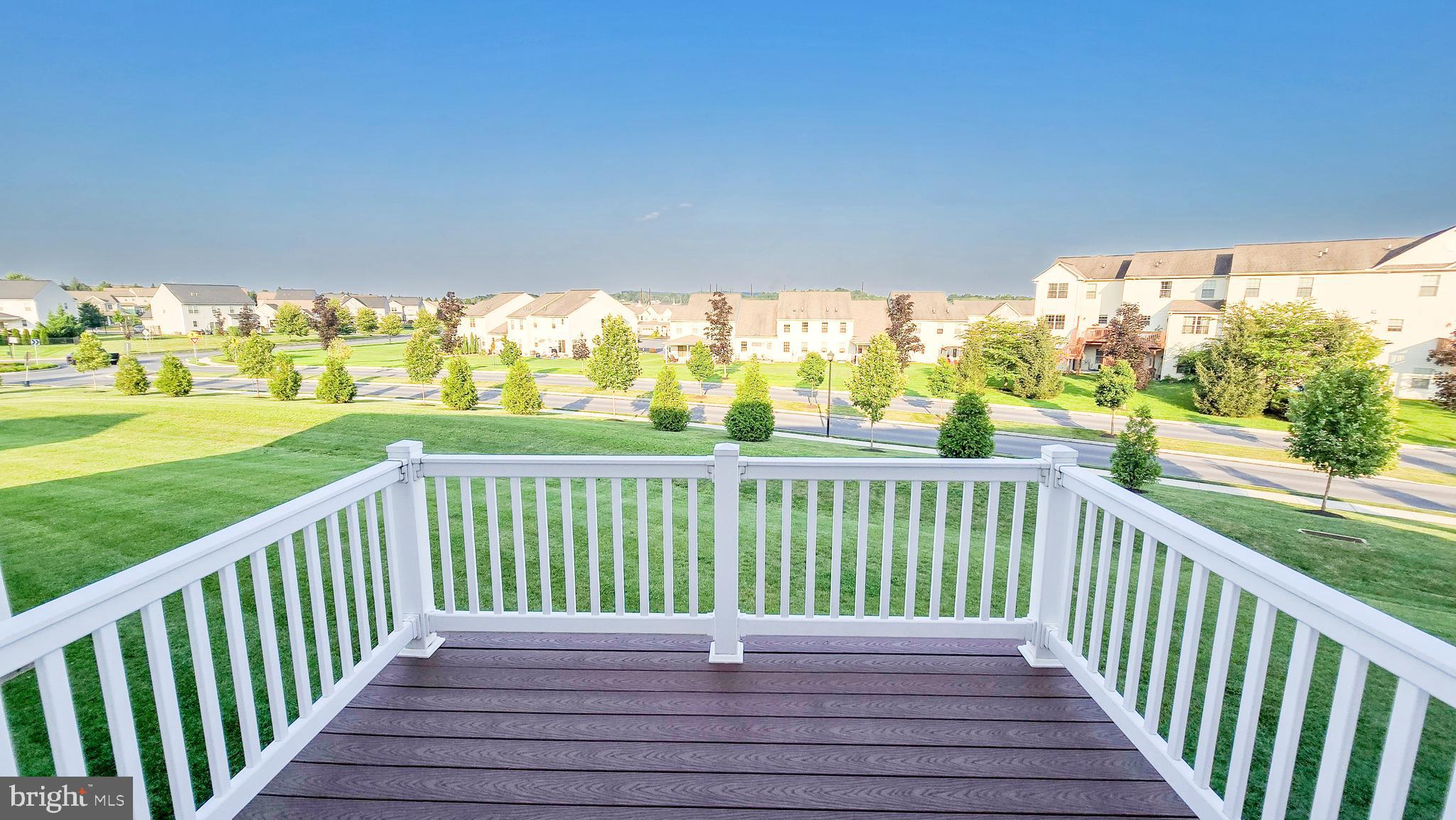 HANBURY COURT - Residential Lease