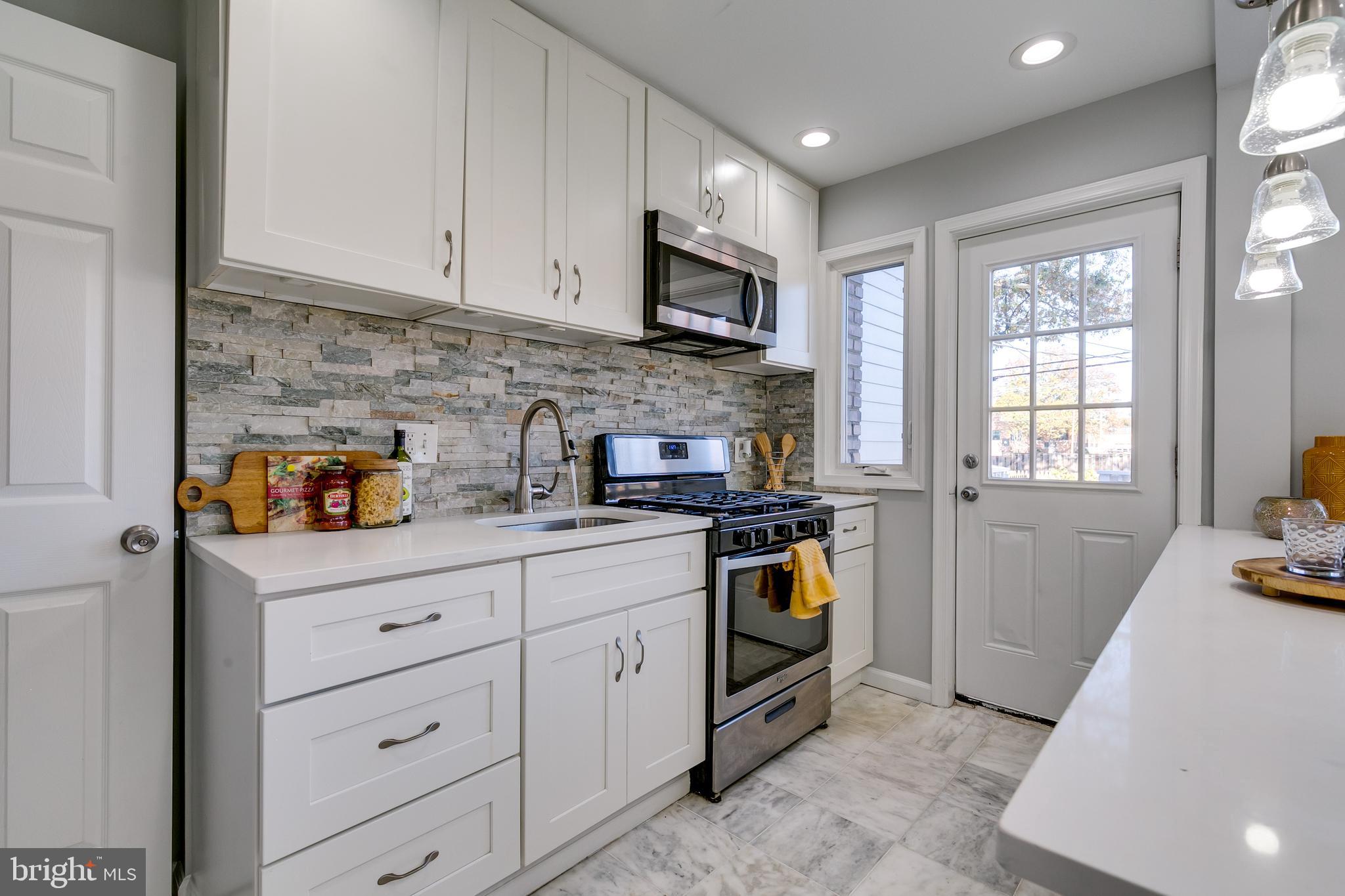 DEL RAY - Residential