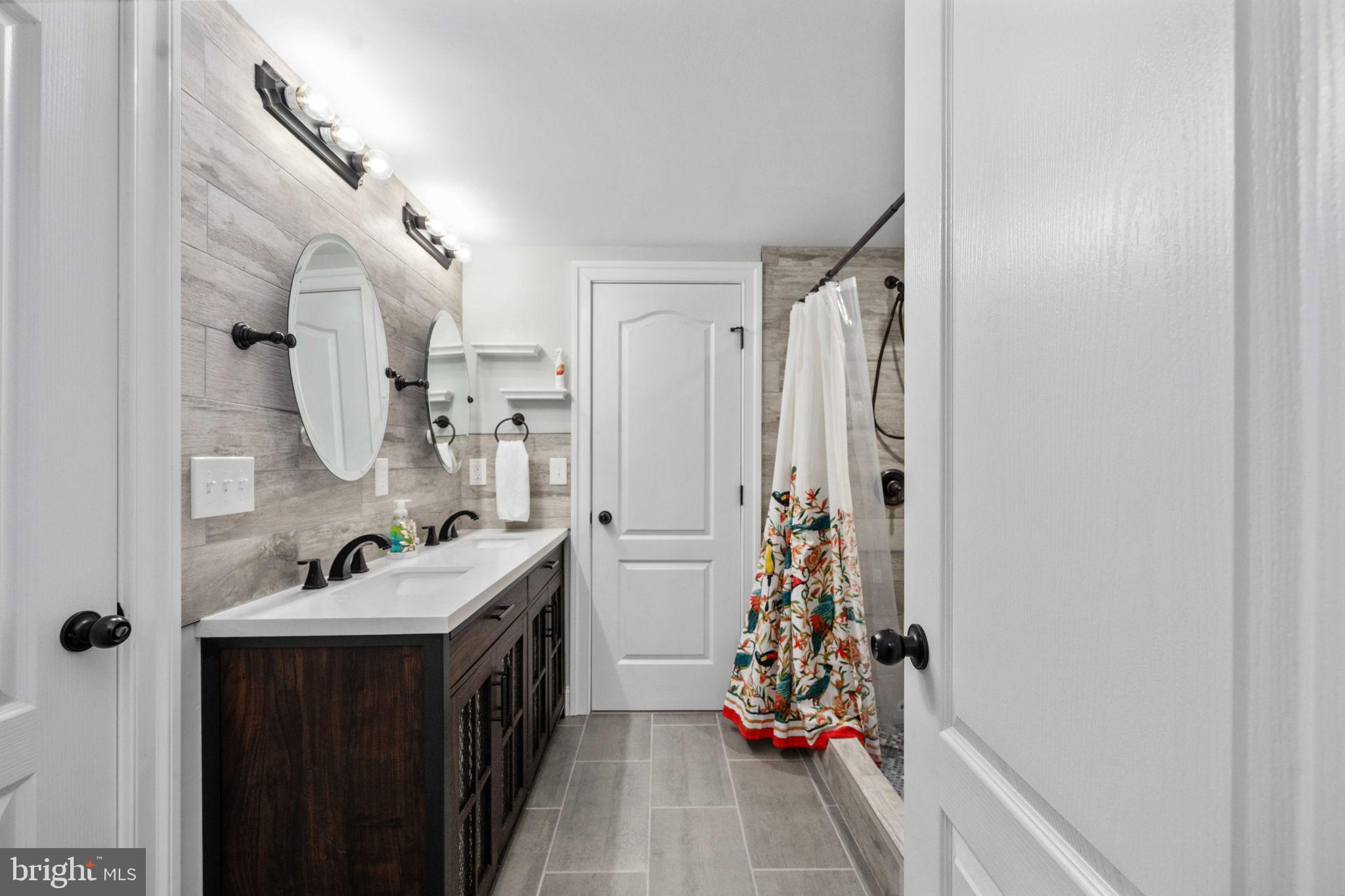 FAWN LAKE - Residential