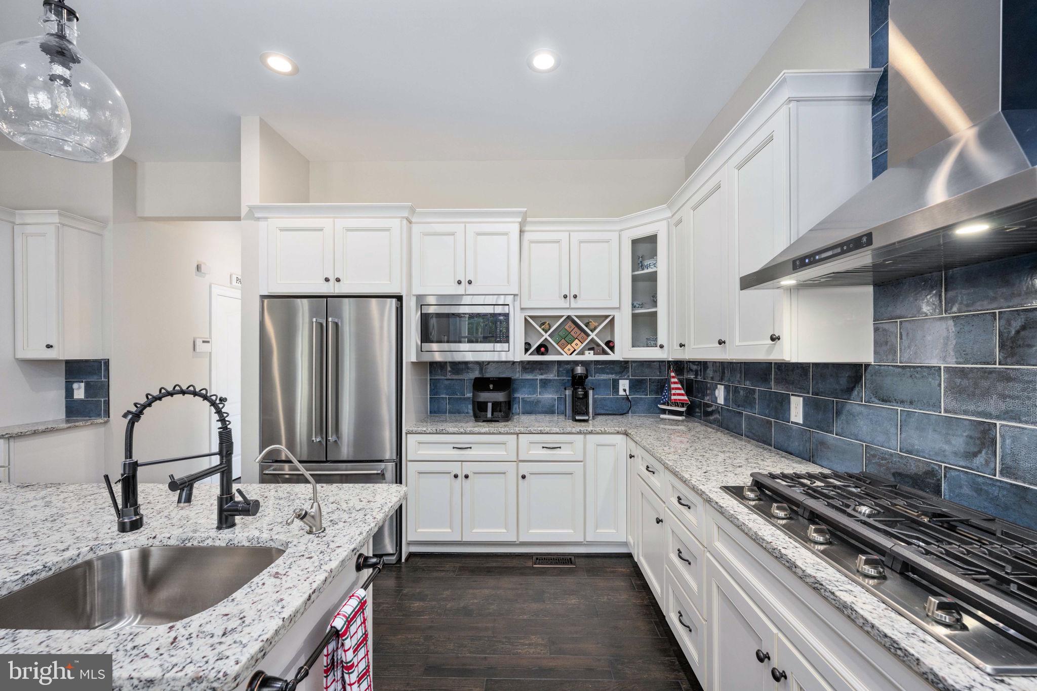 FAWN LAKE - Residential