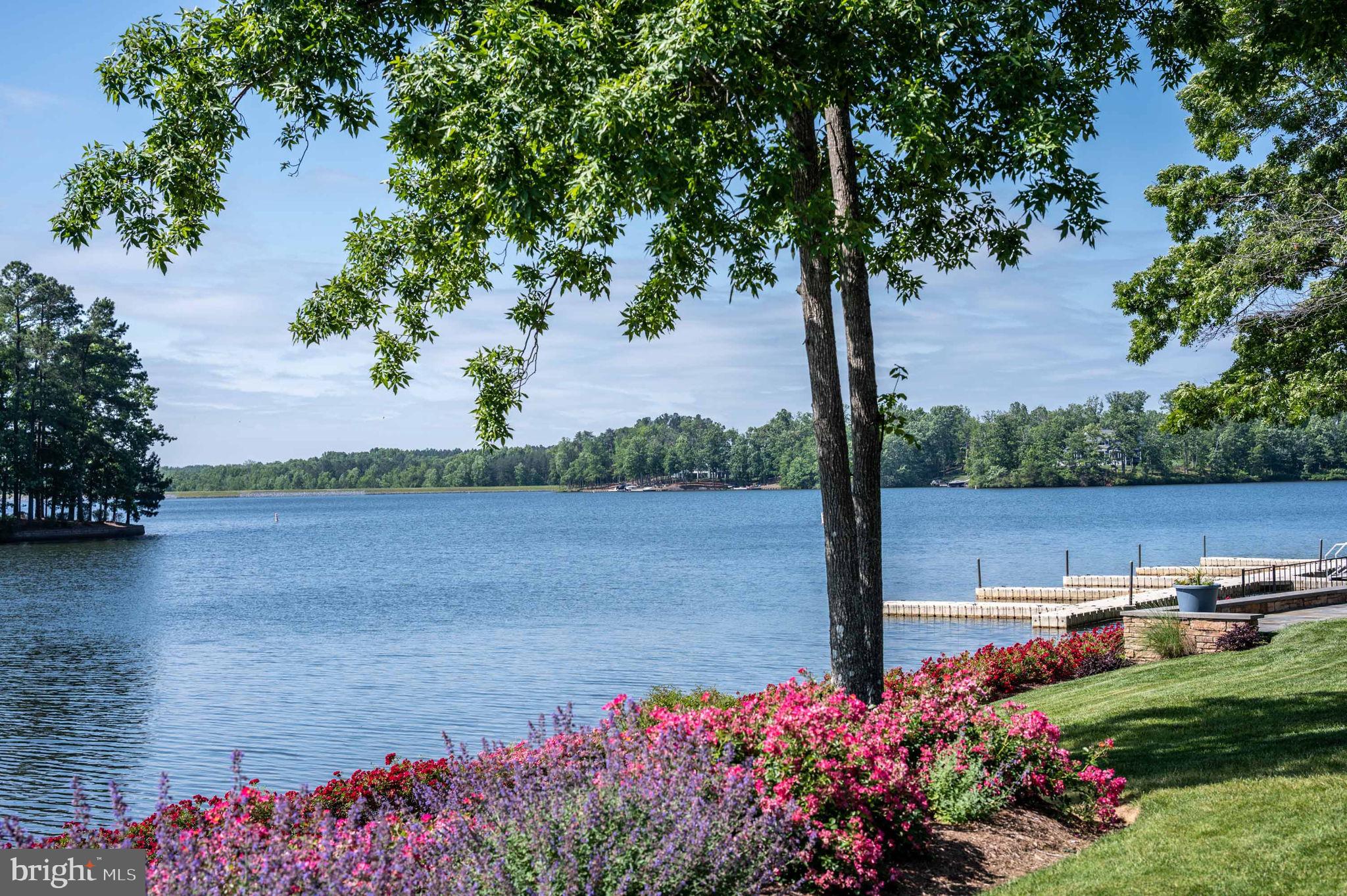 FAWN LAKE - Residential
