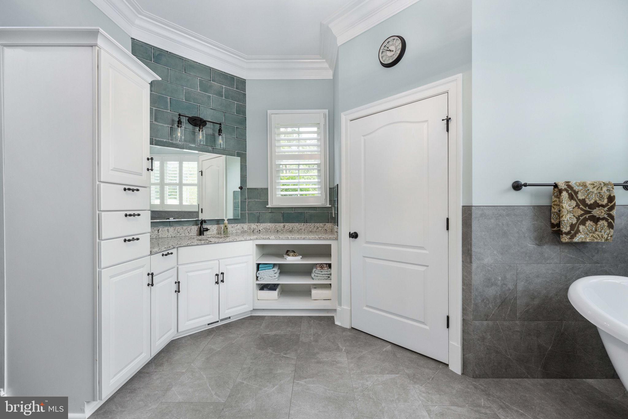 FAWN LAKE - Residential