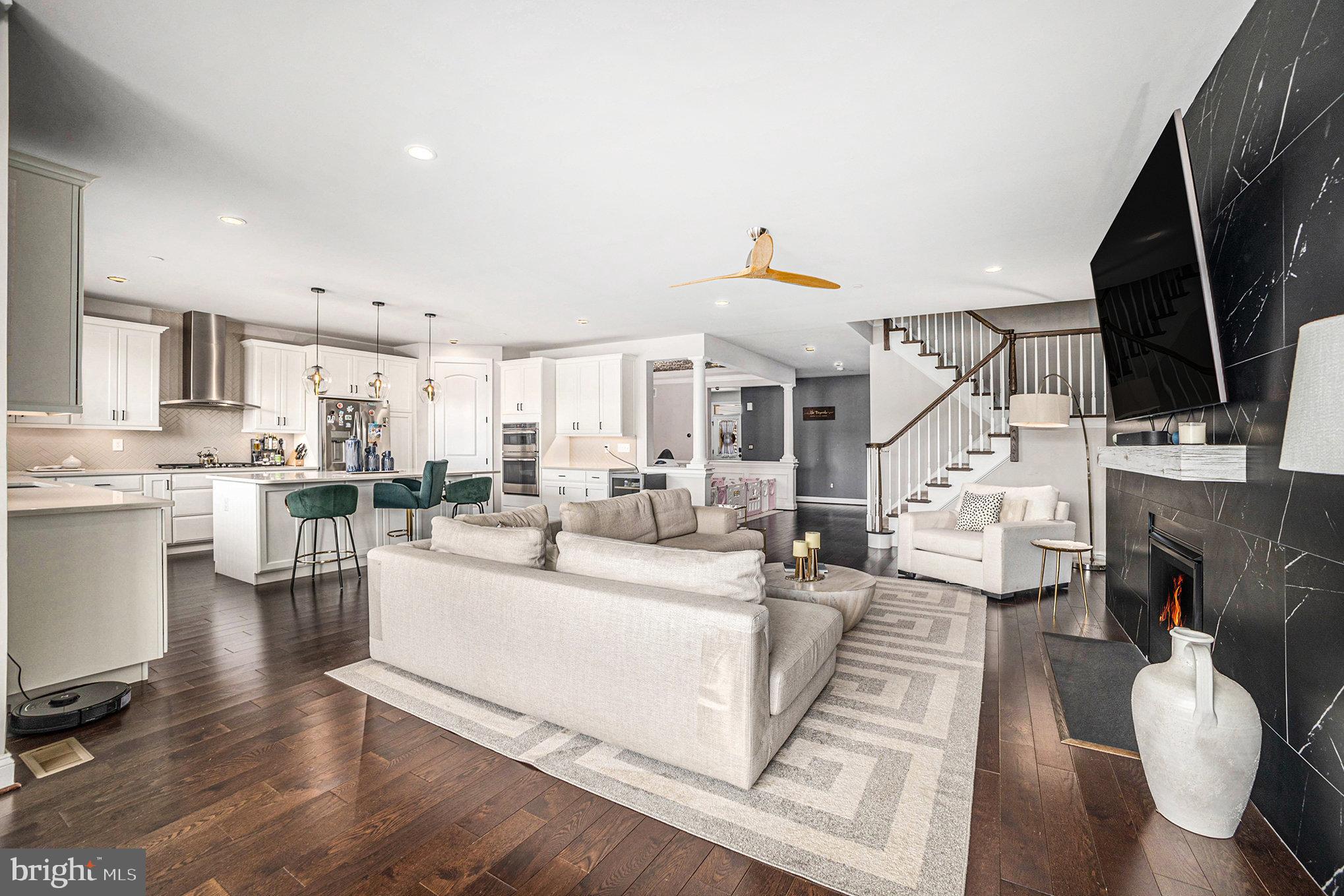 RESERVE AT CREEKSIDE - Residential