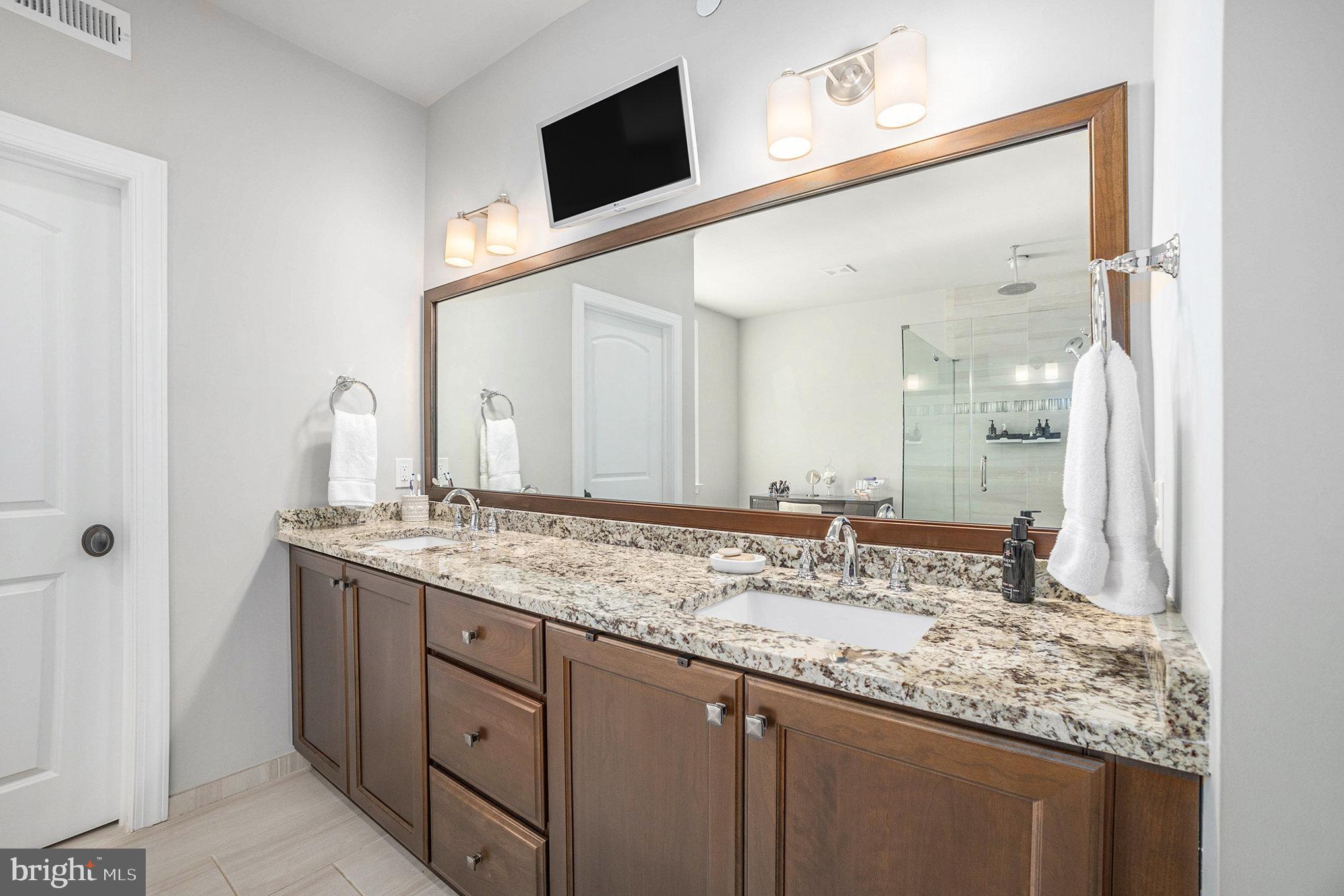 RESERVE AT CREEKSIDE - Residential