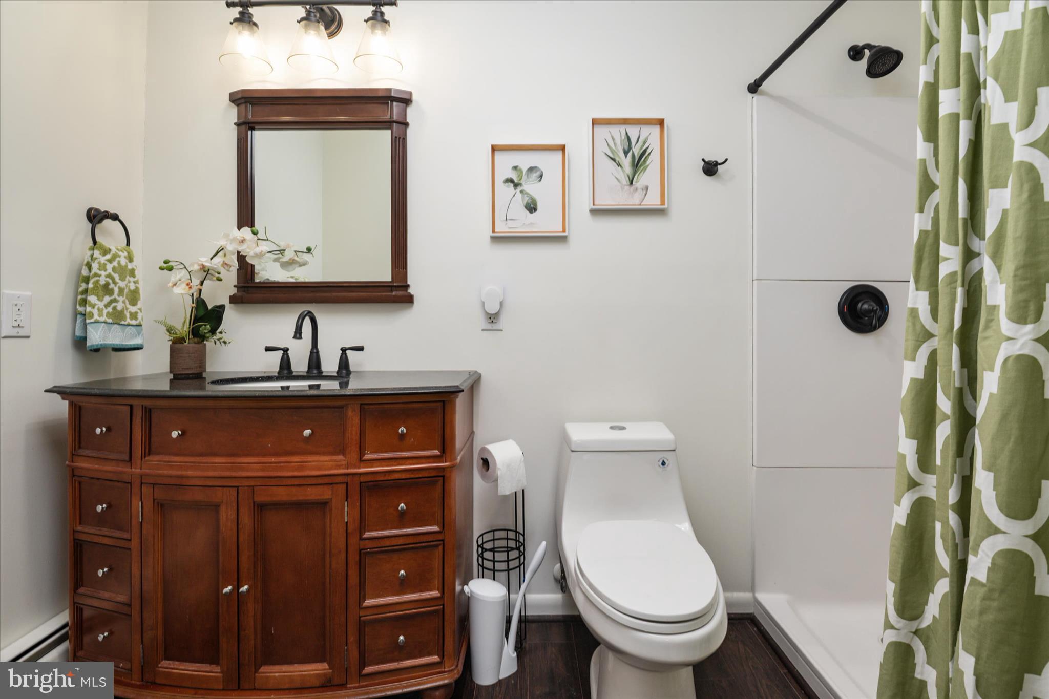 DORCHESTER - Residential