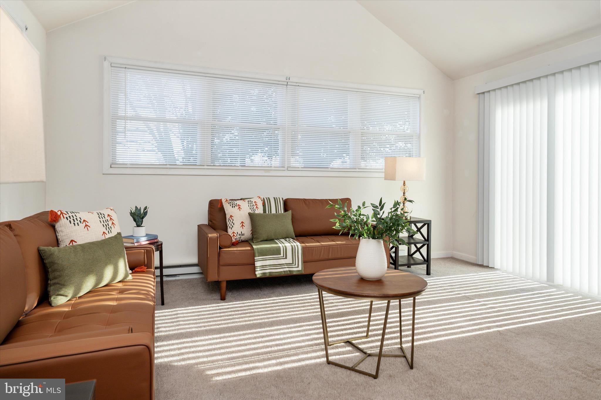 DORCHESTER - Residential