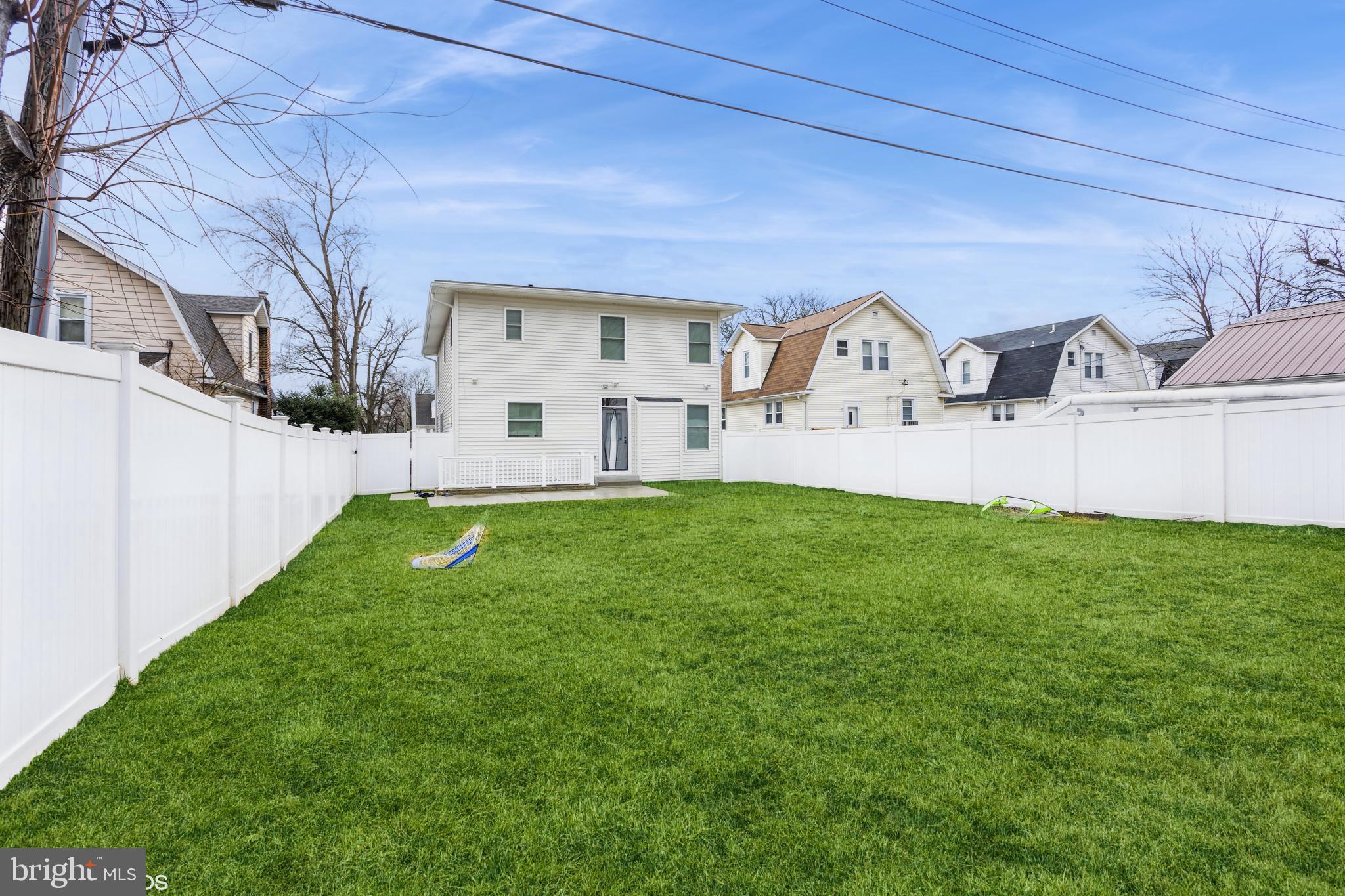SHELBOURNE HEIGHTS - Residential
