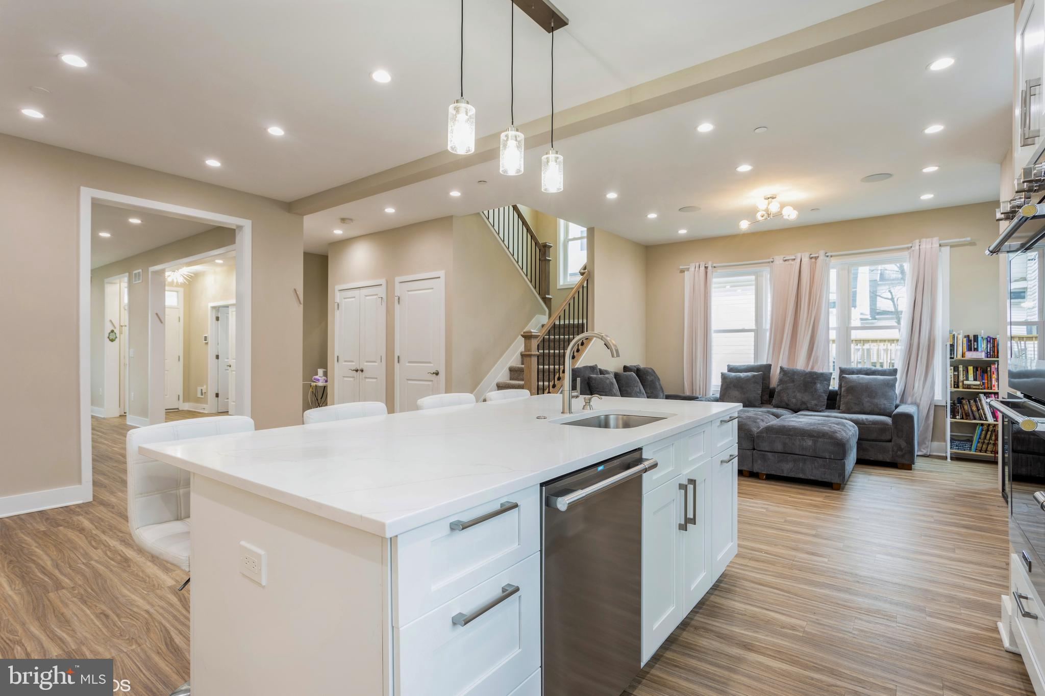 SHELBOURNE HEIGHTS - Residential