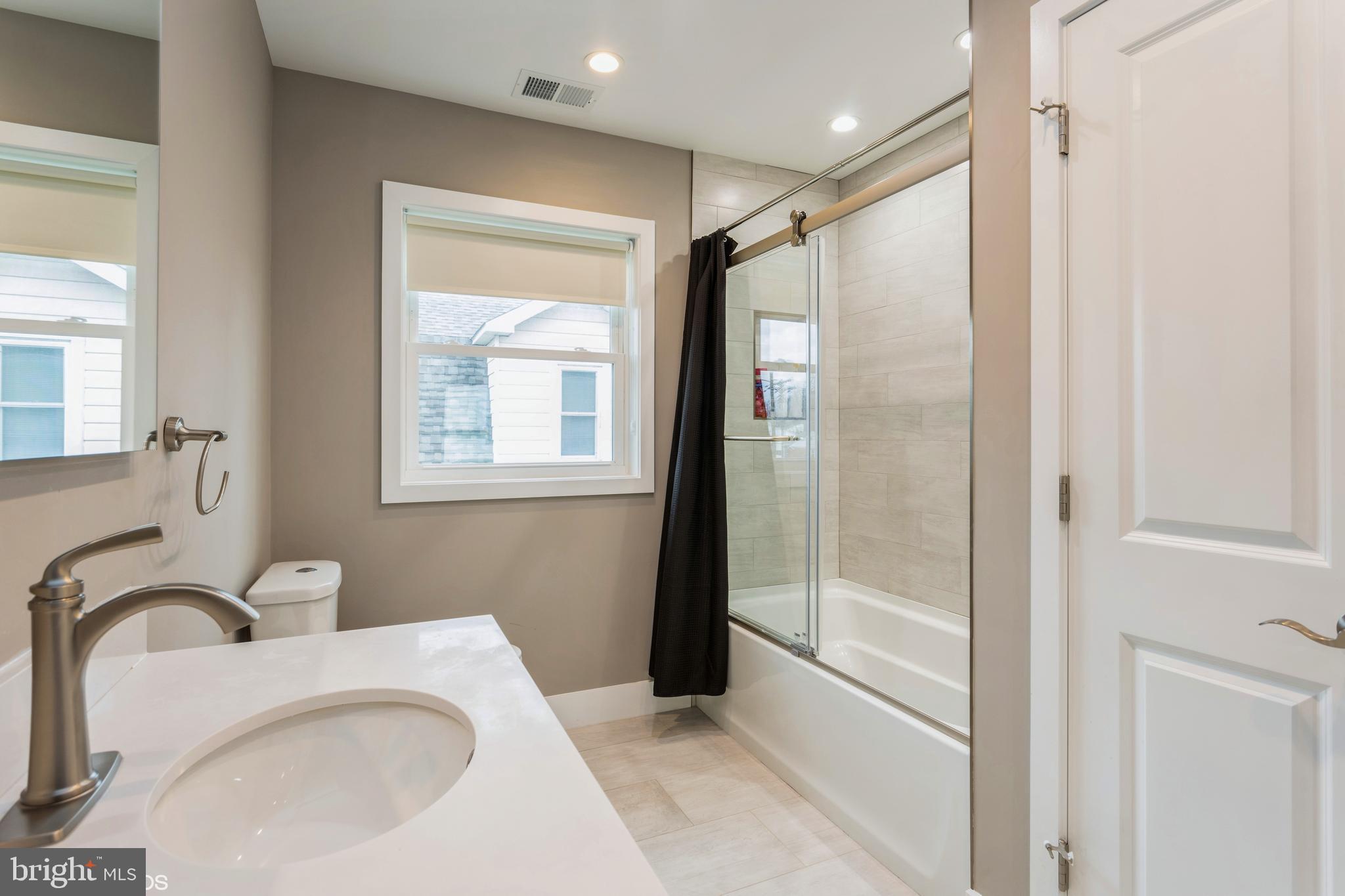 SHELBOURNE HEIGHTS - Residential