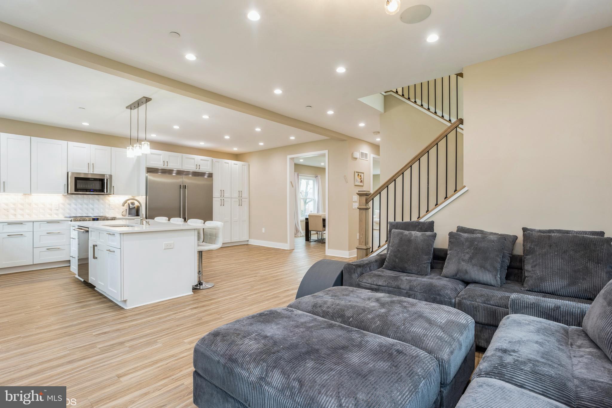SHELBOURNE HEIGHTS - Residential