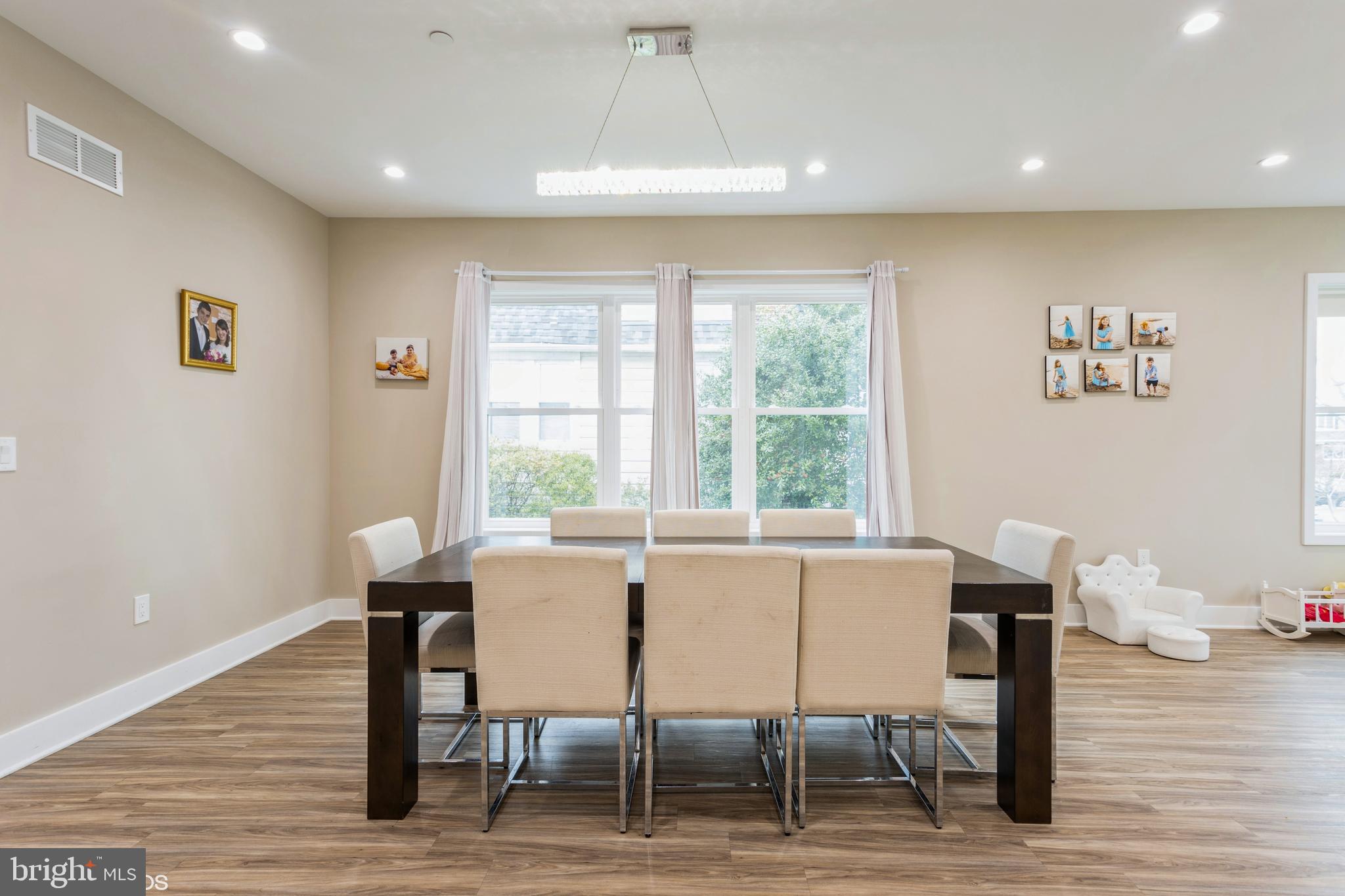 SHELBOURNE HEIGHTS - Residential