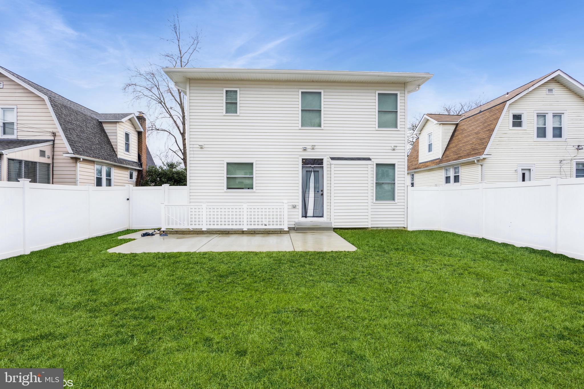 SHELBOURNE HEIGHTS - Residential