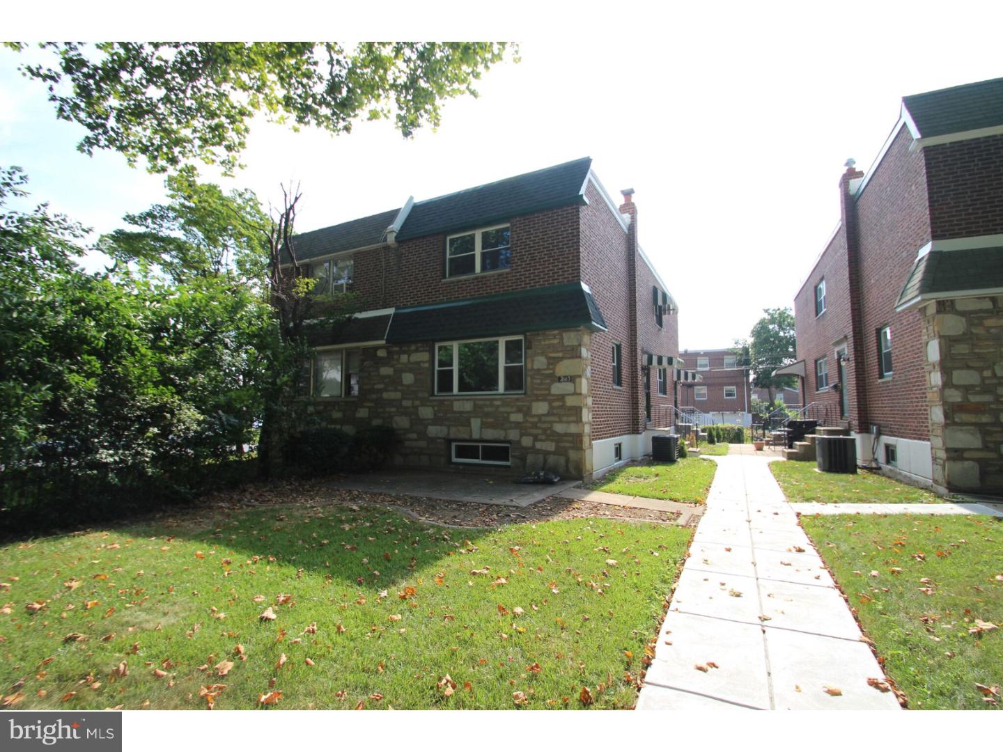 LEXINGTON PARK - Residential