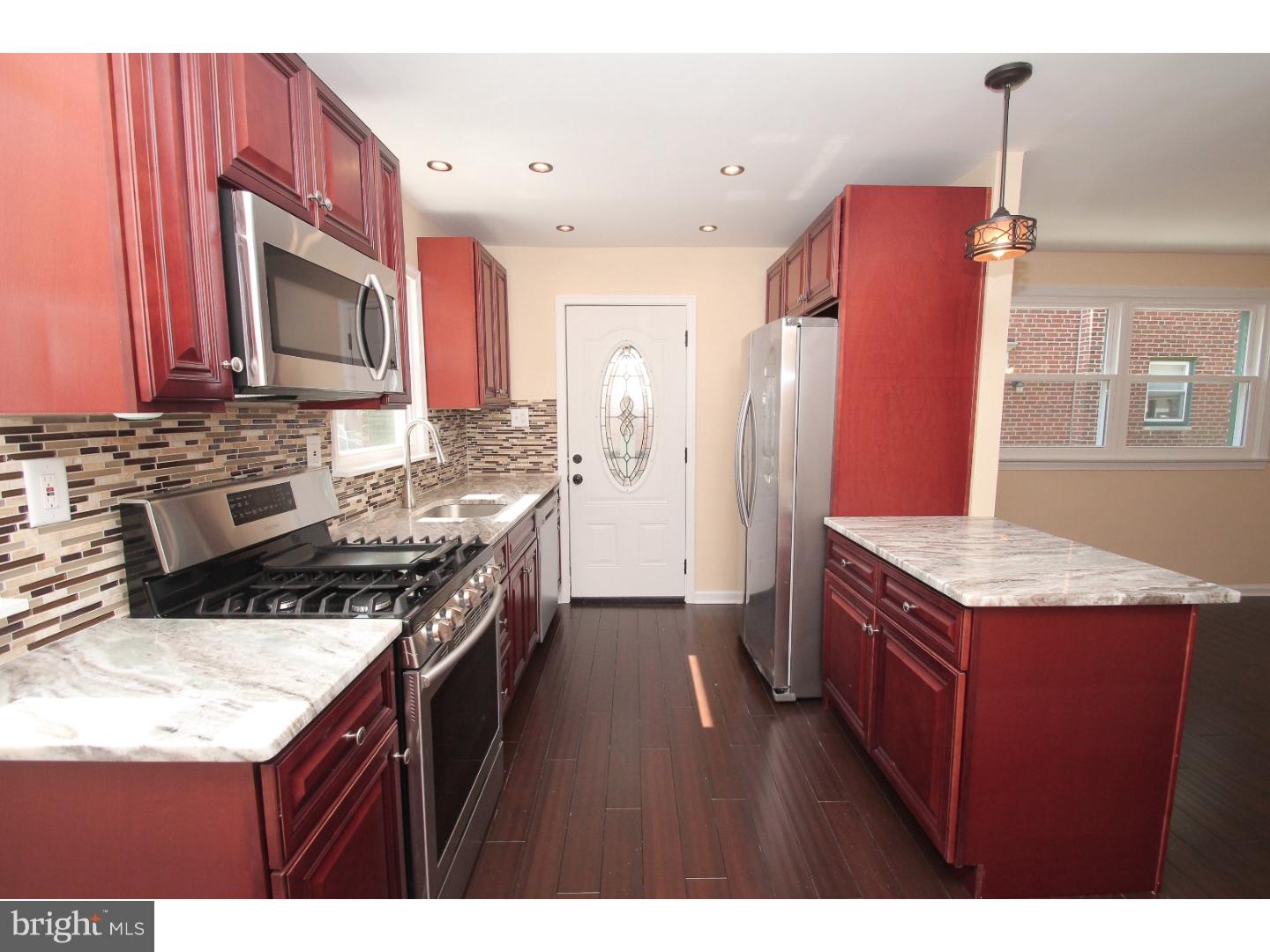 LEXINGTON PARK - Residential