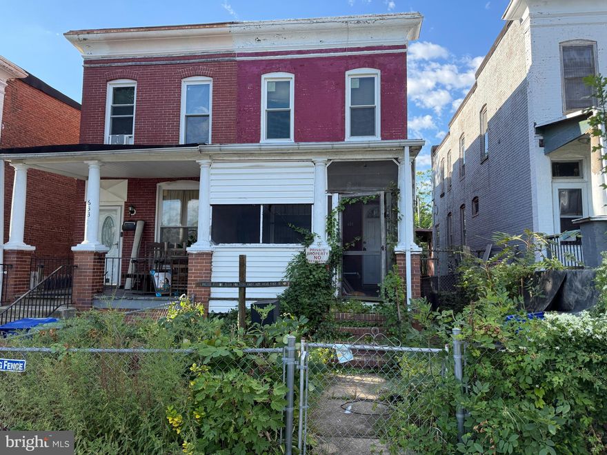 Pen Lucy over here on the north end of Baltimore and this is a cool little classic, end of group Baltimore row home with a screened in front porch and three floors of living space. This neighborhood is a hidden treasure just south of Govans right along York Road and it's even convenient to Charles Village. Situated on a quaint little street here with awesome curb appeal, and friendly neighbors. You will be treated to a full size 3 bedroom row home with a sizable front and rear yard that offers privacy, wrapped up in a cool community vibe. Overall, the home is in good condition and actually doesn’t need much to finish out, and start enjoying. Whether you’re an owner occupant or want to add this to your rental collection, it’s pretty much a slam dunk. Don't miss out on the opportunity !  Restaurants, parks, and great schools are all nearby. Get in now while the prices are low! Buyer to determine if ground rent exists, seller will not redeem.