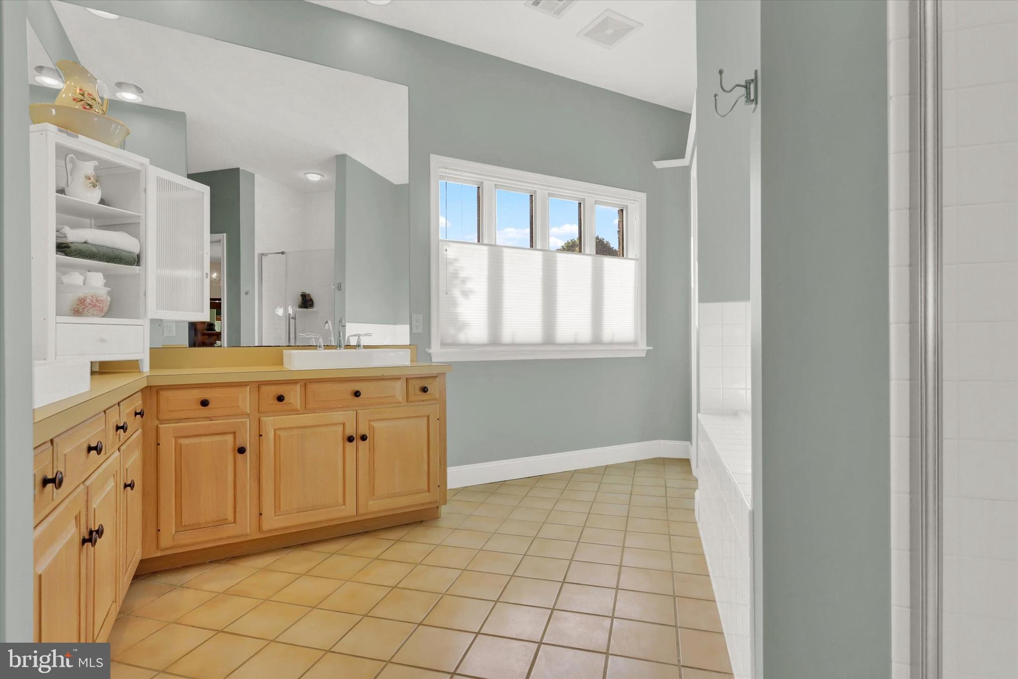 PENN NATIONAL GOLF COURSE COMMUNITY - Residential