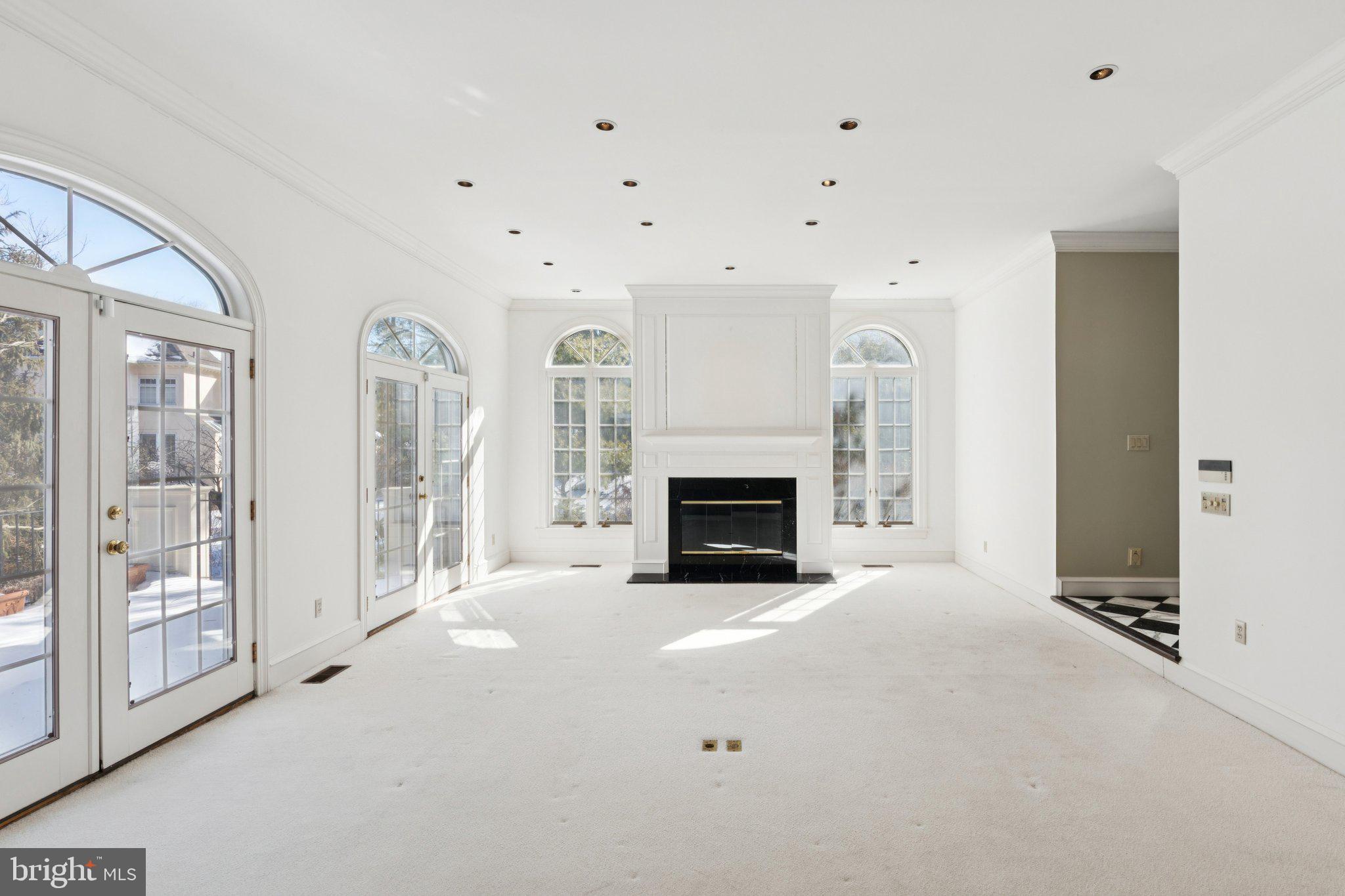 WRENFIELD - Residential