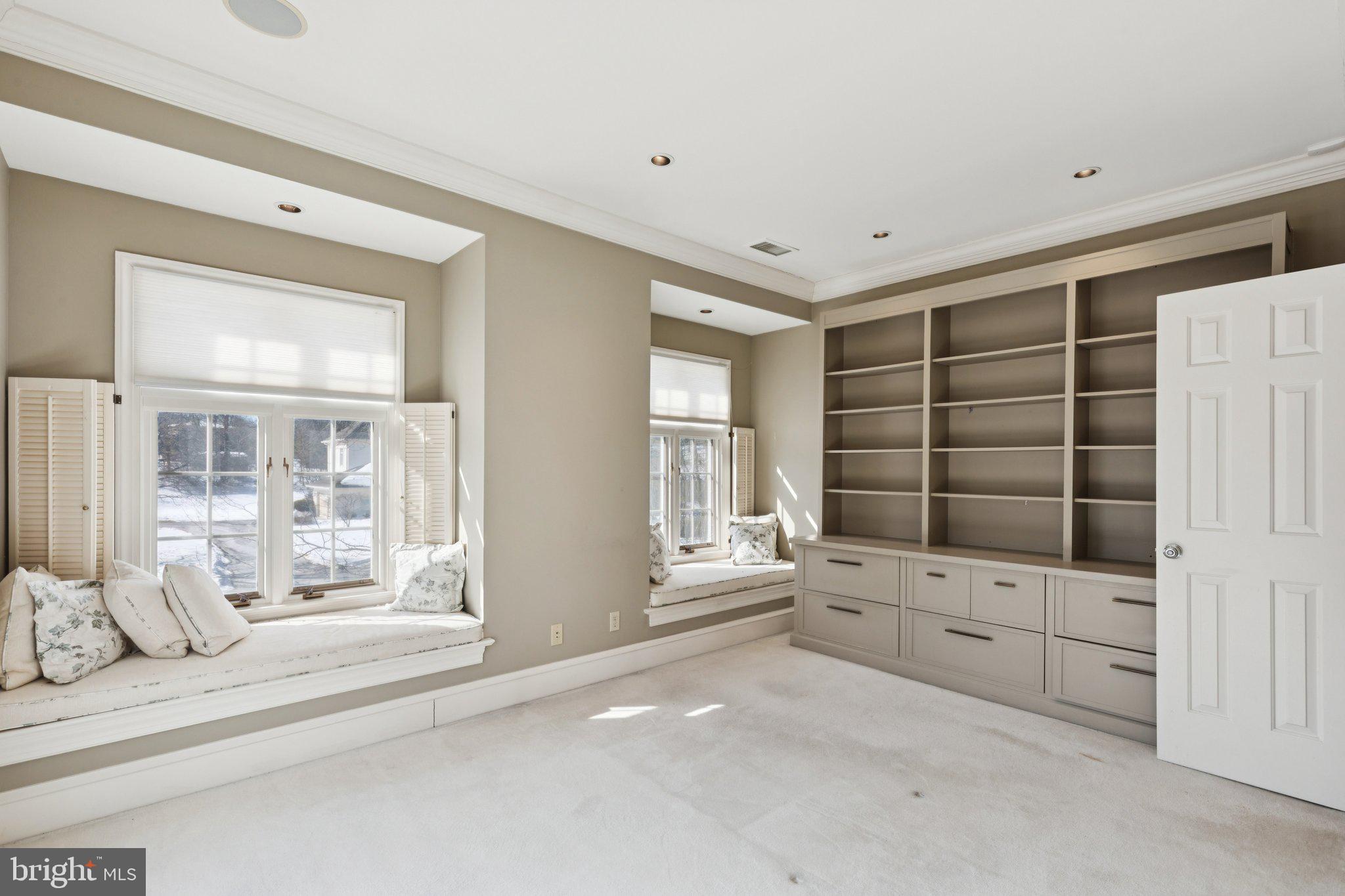 WRENFIELD - Residential