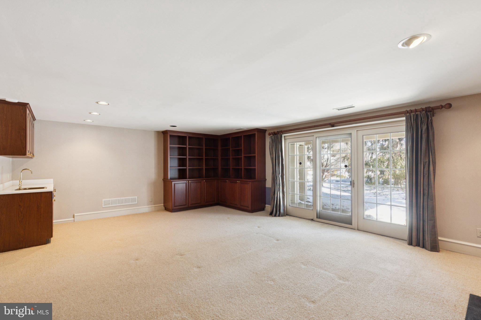 WRENFIELD - Residential