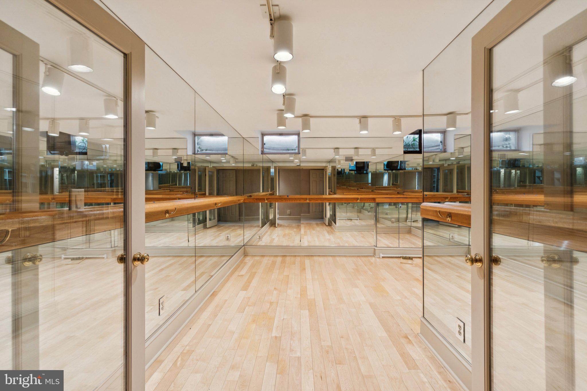 WRENFIELD - Residential