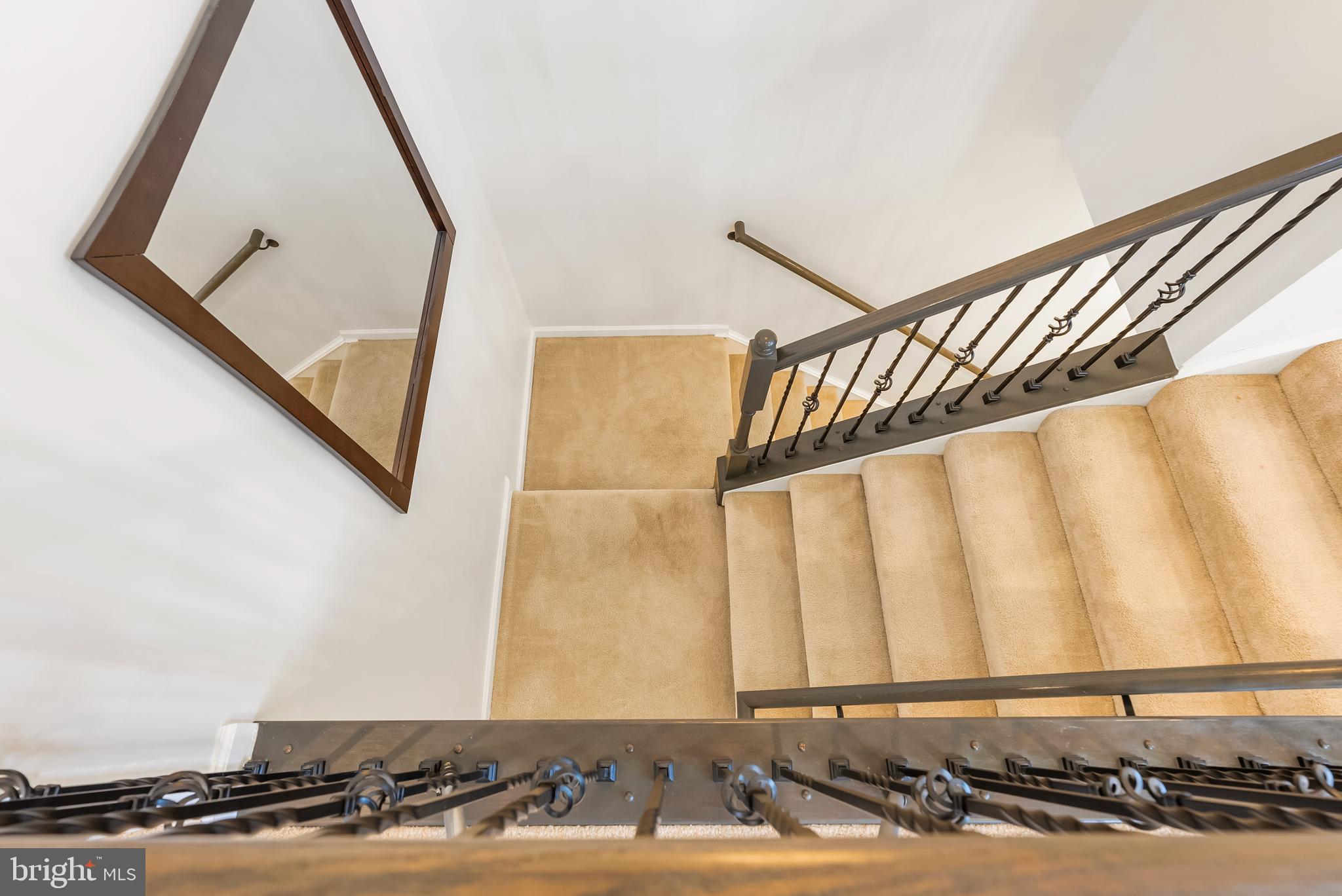 ORCHARD SQUARE - Residential Lease