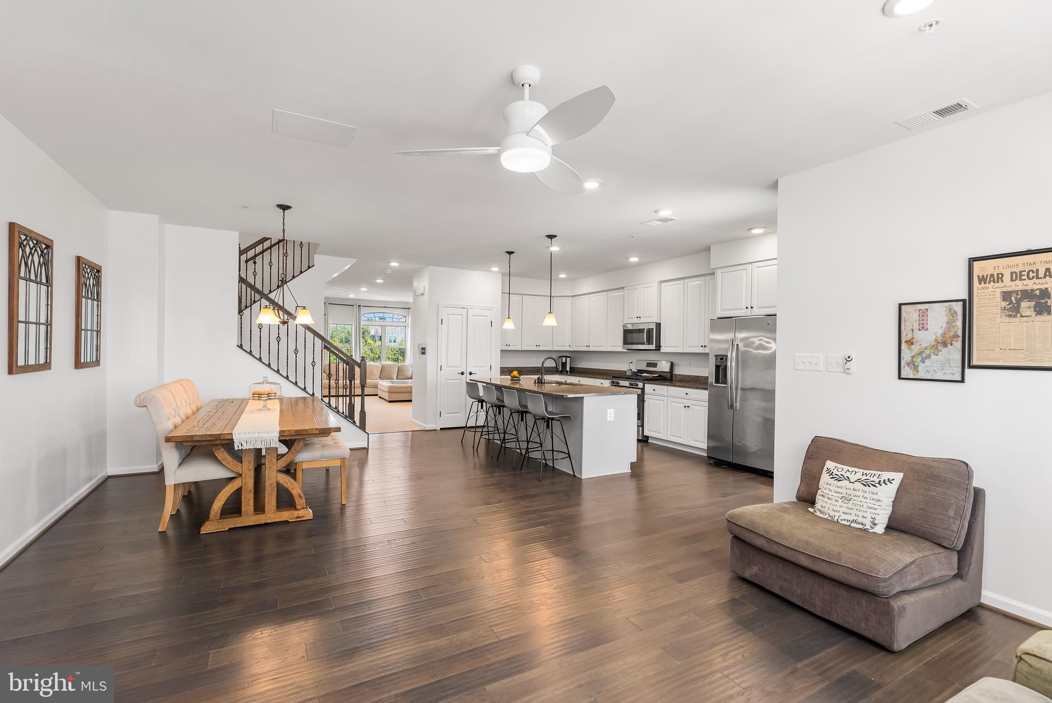 ORCHARD SQUARE - Residential Lease