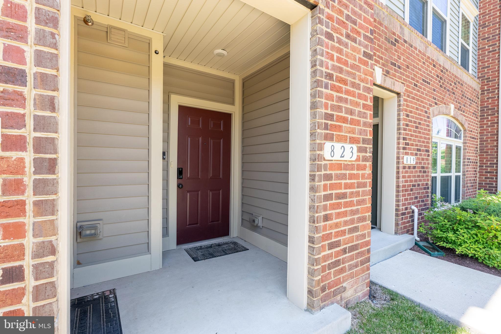 ORCHARD SQUARE - Residential Lease