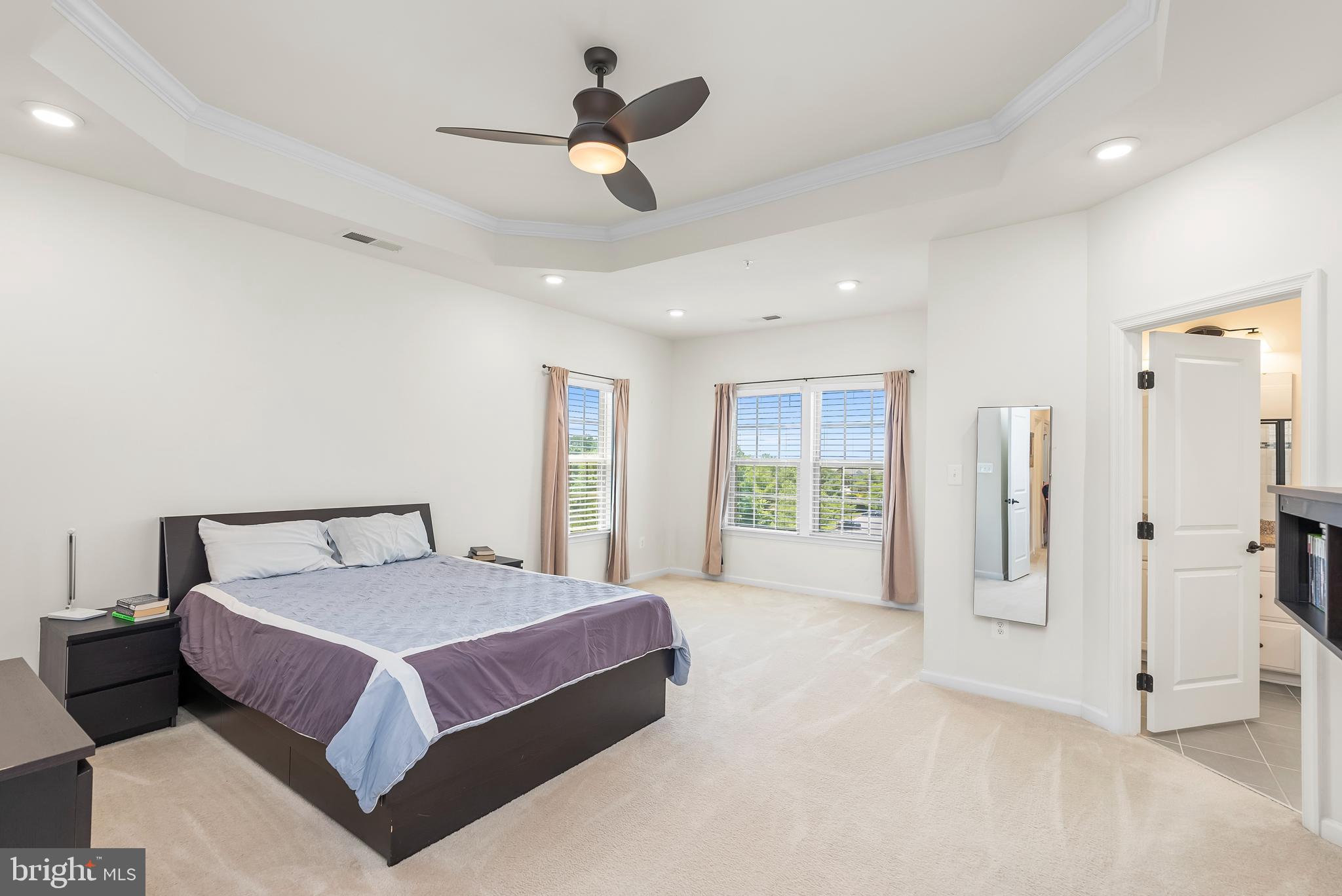 ORCHARD SQUARE - Residential Lease